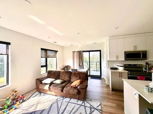Photo 4 of Unit 601, 525 New Dundee Road, Kitchener — HOMEH