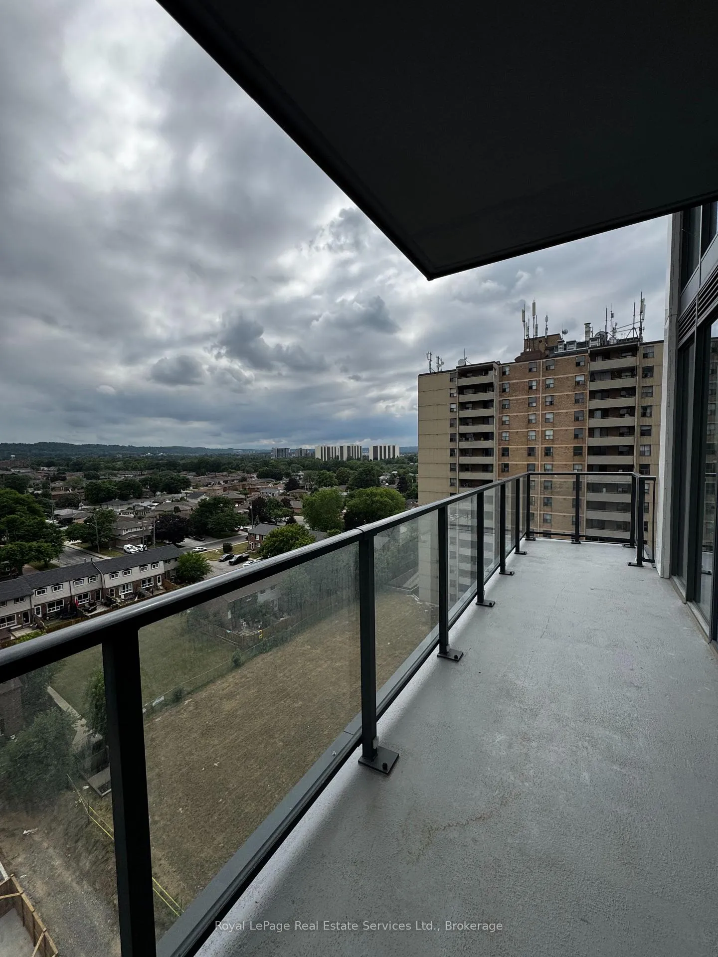 Photo 28 of Unit 906, 2782 Barton Street E, Hamilton, Riverdale — HOMEH