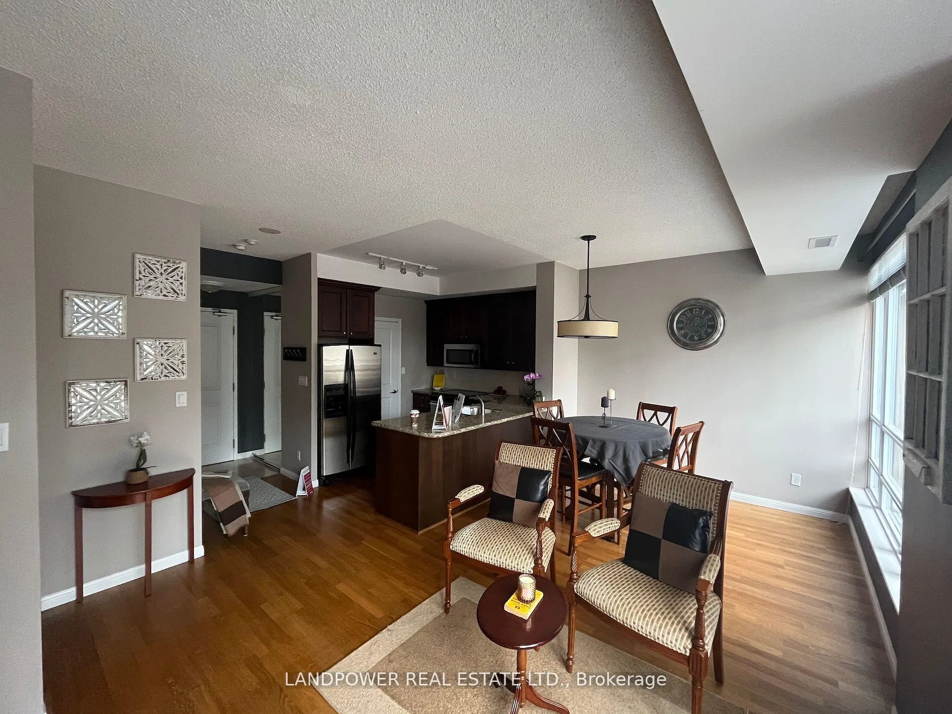 Photo 9 of Unit 511, 900 Mount Pleasant Road, Toronto, Mount Pleasant West — HOMEH