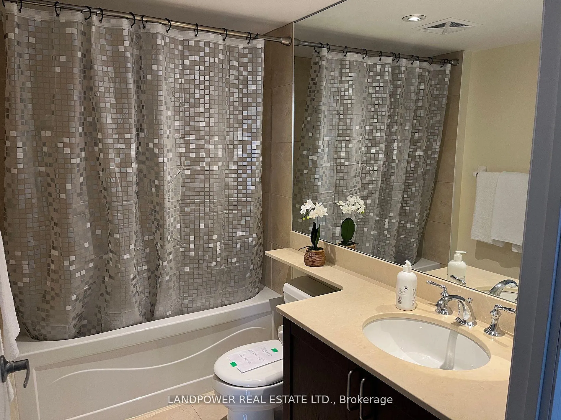 Photo 16 of Unit 511, 900 Mount Pleasant Road, Toronto, Mount Pleasant West — HOMEH