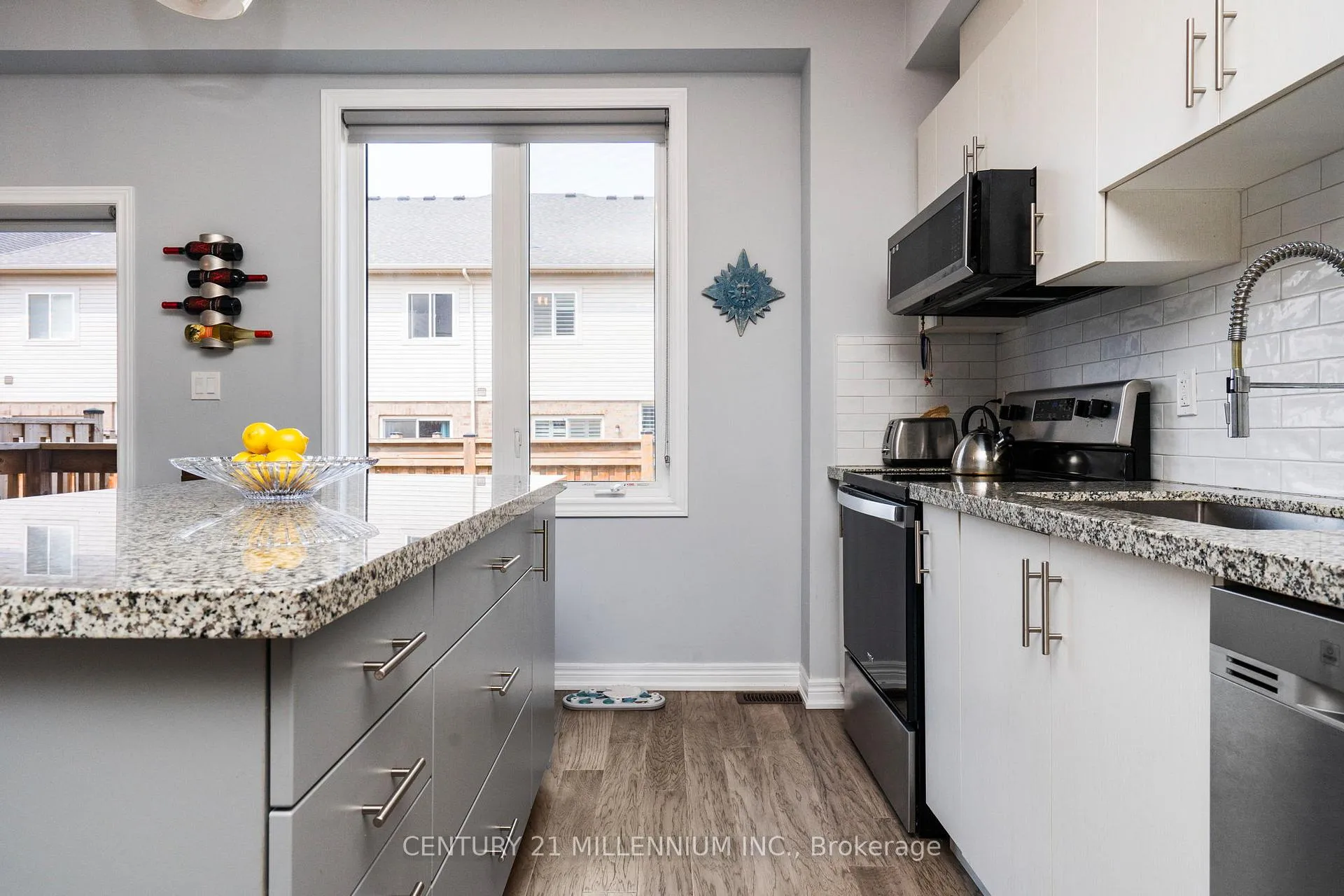 Photo 13 of 19 Arietta Lane, Hamilton, Stoney Creek — HOMEH