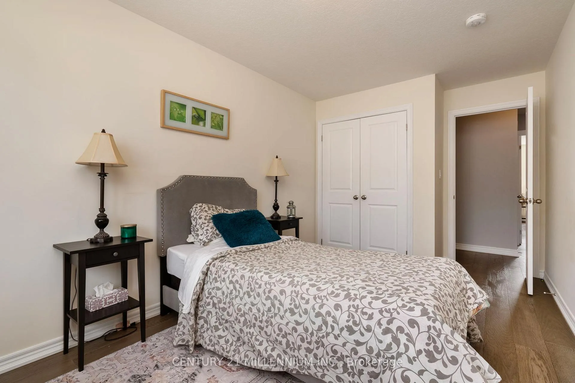Photo 19 of 19 Arietta Lane, Hamilton, Stoney Creek — HOMEH