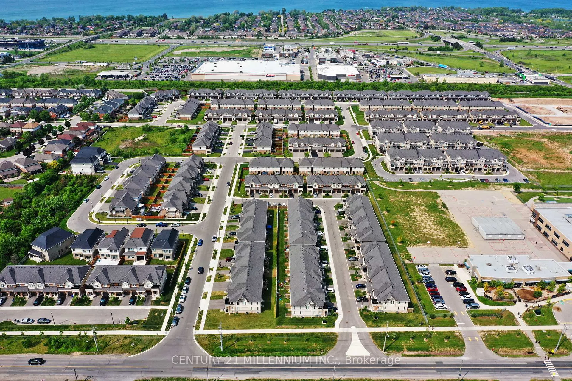 Photo 42 of 19 Arietta Lane, Hamilton, Stoney Creek — HOMEH