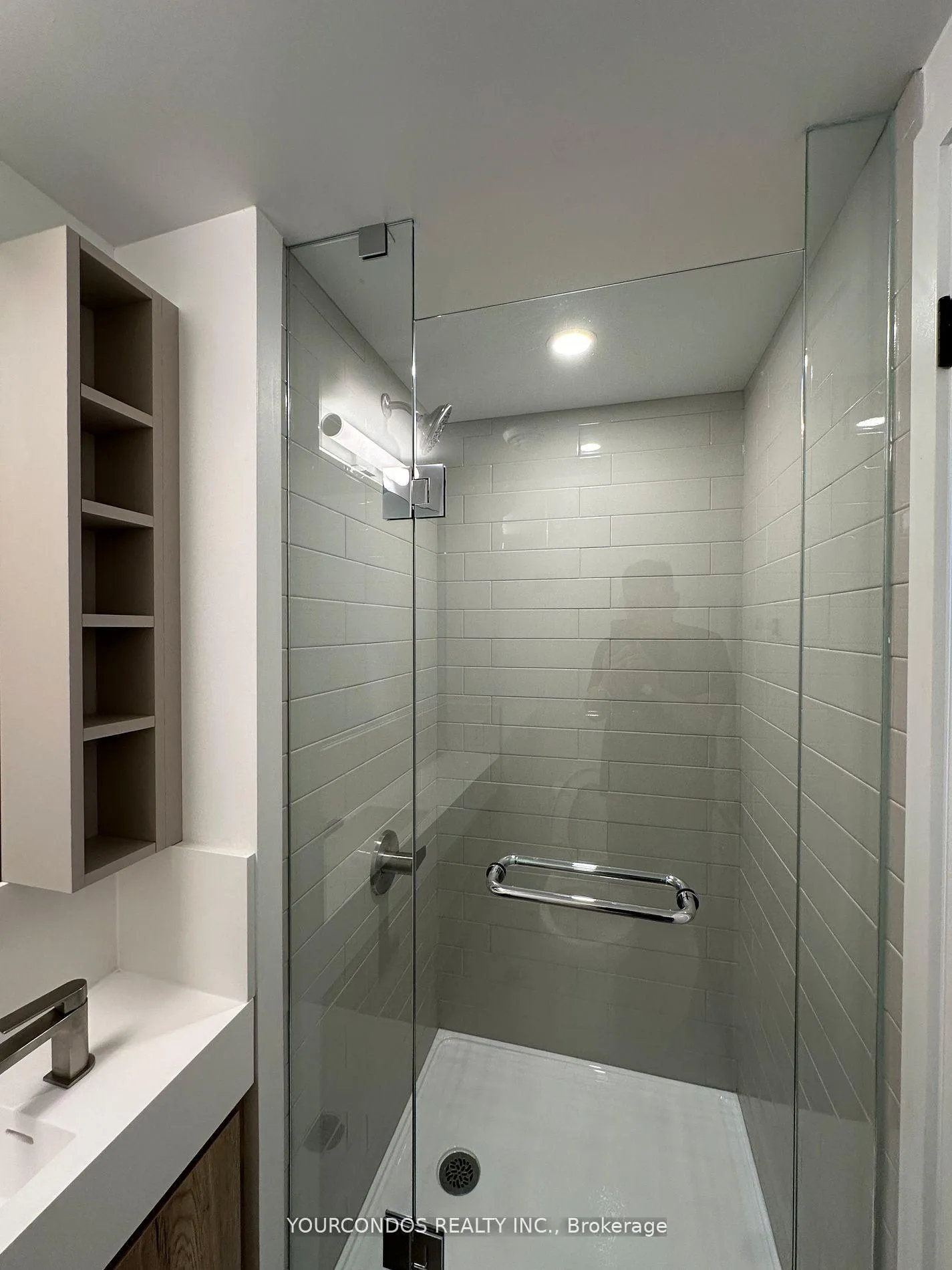 Photo 8 of Unit 3917, 319 Jarvis Street, Toronto, Moss Park — HOMEH