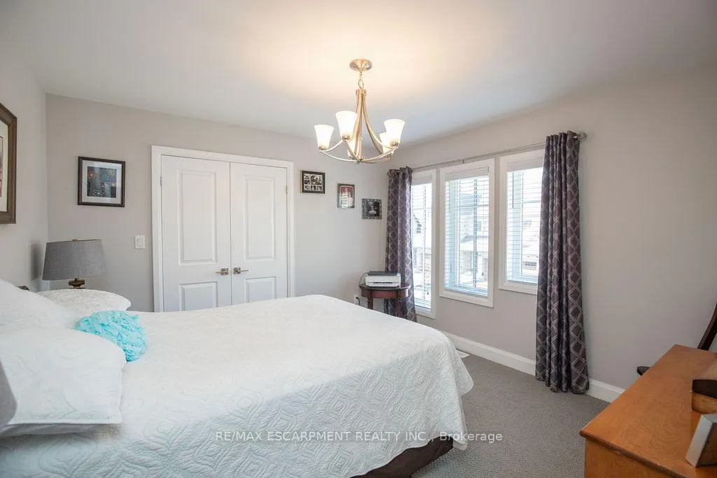 Photo 22 of Unit 4, 107 Main Street E, Grimsby, Grimsby East — HOMEH