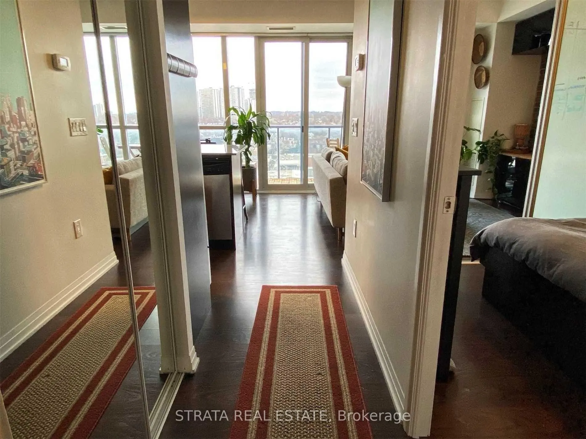 Photo 13 of Unit 1302, 25 Cole Street, Toronto, Regent Park — HOMEH