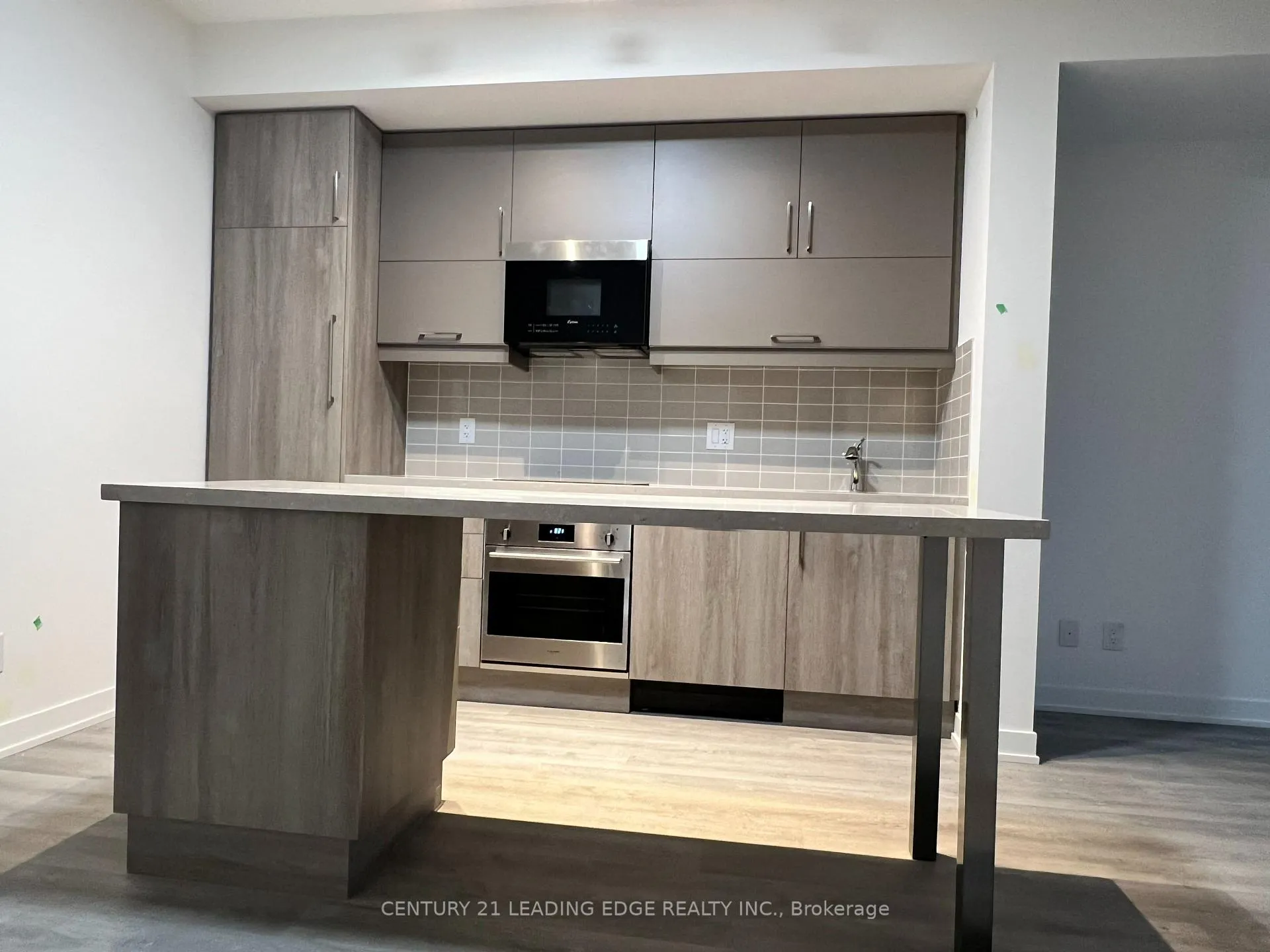 Photo 3 of Unit 717, 8119 Birchmount Road, Markham, Unionville — HOMEH
