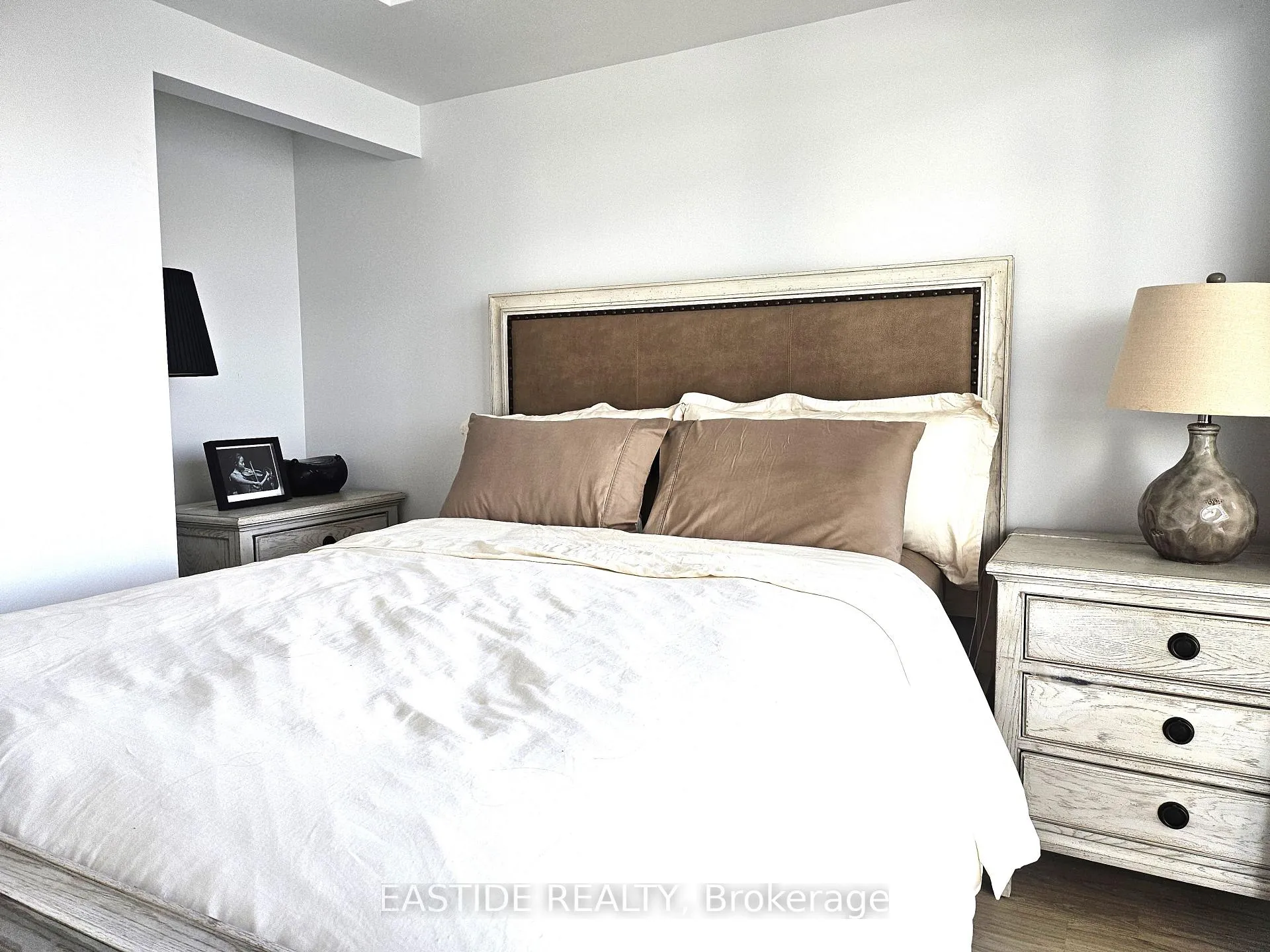 Photo 8 of Unit 3617, 85 Wood Street, Toronto, Church-Yonge Corridor — HOMEH