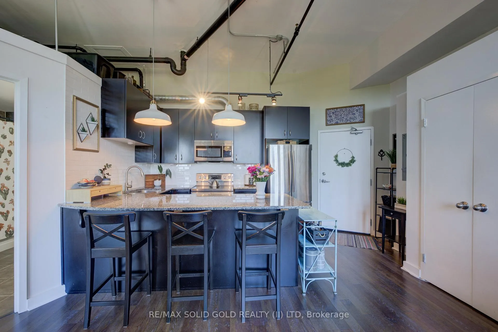Photo 4 of Unit 605, 120 Mansion Street, Kitchener — HOMEH