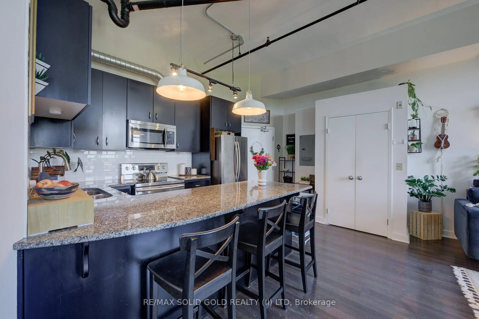 Photo 5 of Unit 605, 120 Mansion Street, Kitchener — HOMEH