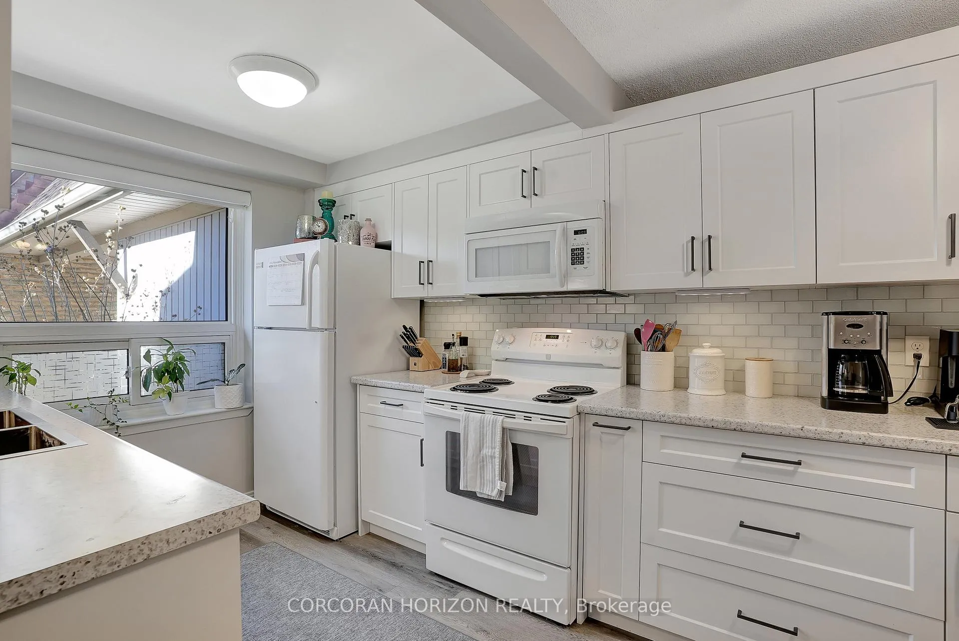 Photo 9 of Unit 33, 280 Thaler Avenue, Kitchener — HOMEH