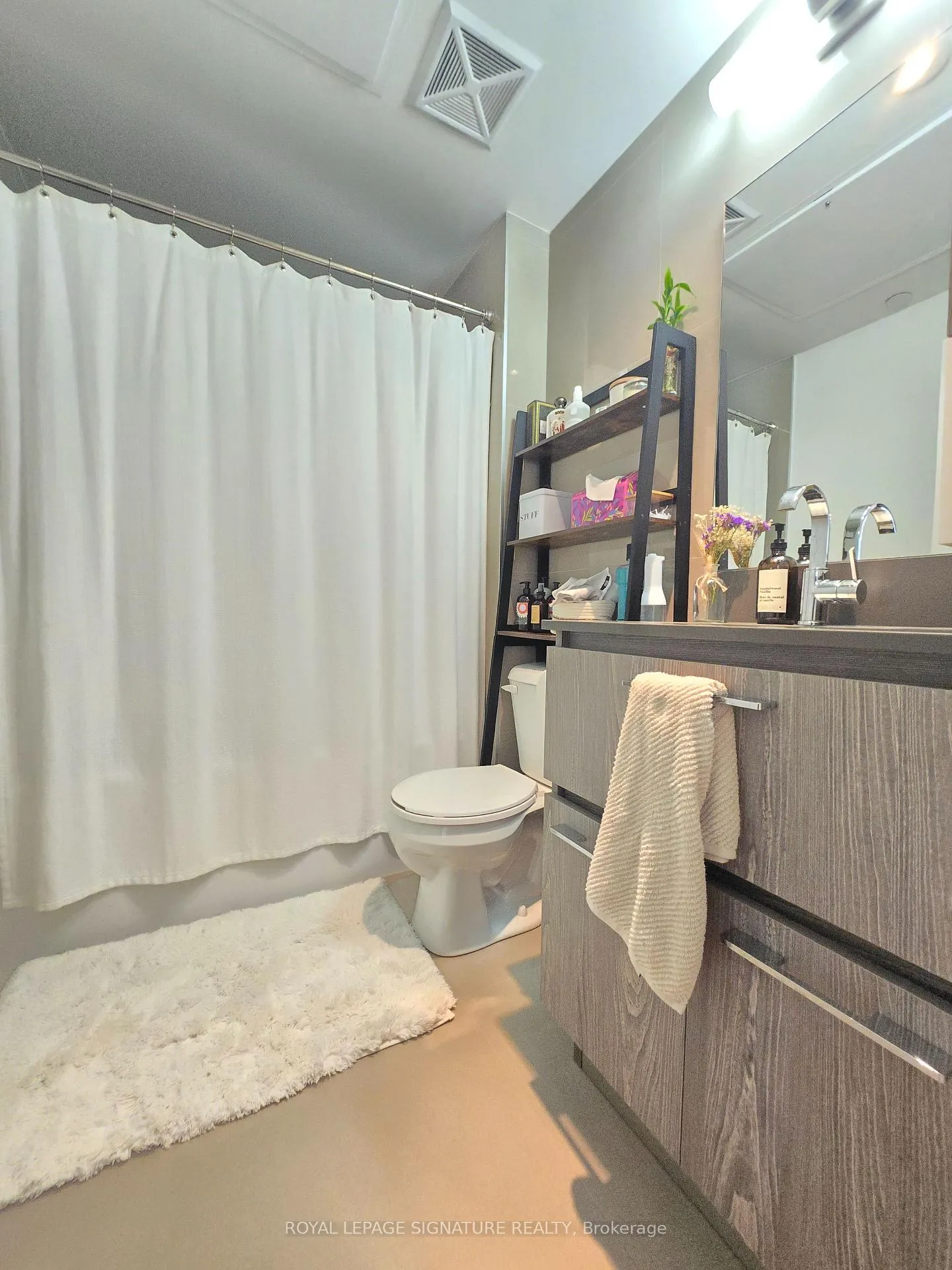 Photo 7 of Unit 924, 30 Baseball Place, Toronto, South Riverdale — HOMEH