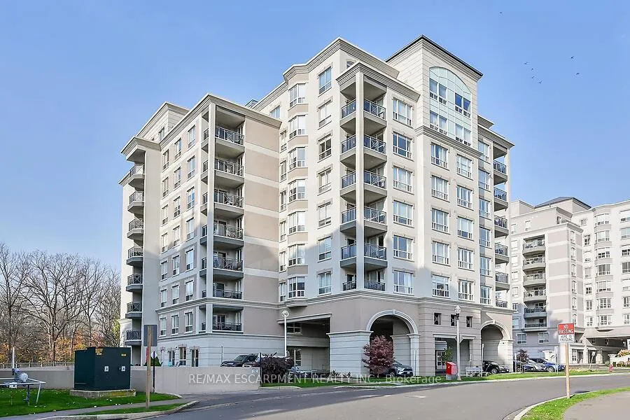 Photo 2 of Unit 601, 3000 Creekside Drive, Hamilton, Dundas — HOMEH