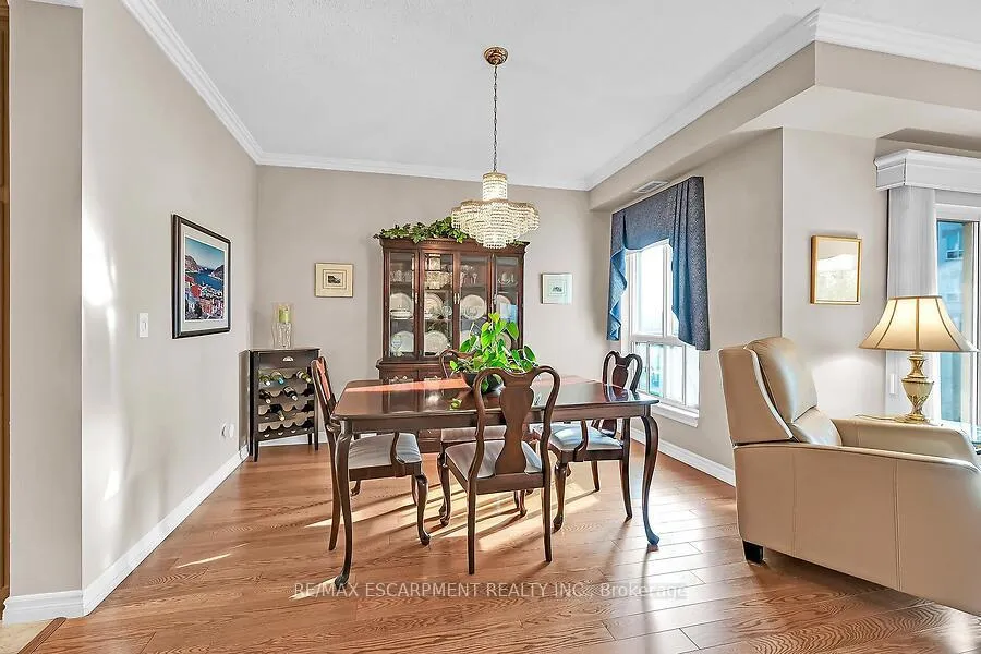 Photo 13 of Unit 601, 3000 Creekside Drive, Hamilton, Dundas — HOMEH