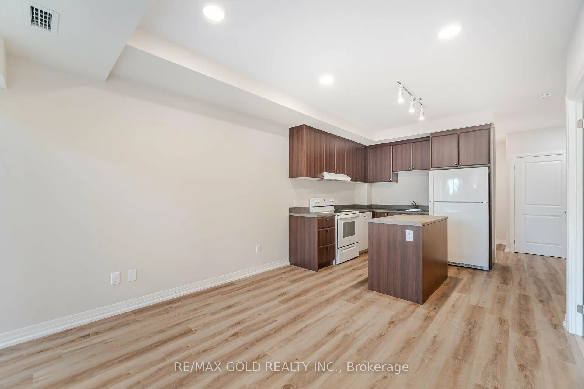 Photo 15 of Unit 234, 50 Herrick Avenue, St. Catharines, Oakdale — HOMEH