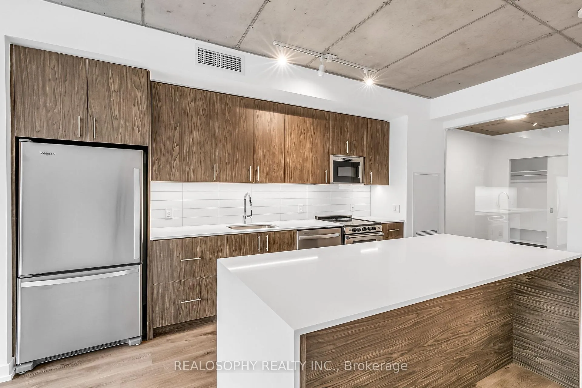 Photo 3 of Unit 405, 115 Larchmount Avenue, Toronto, South Riverdale — HOMEH