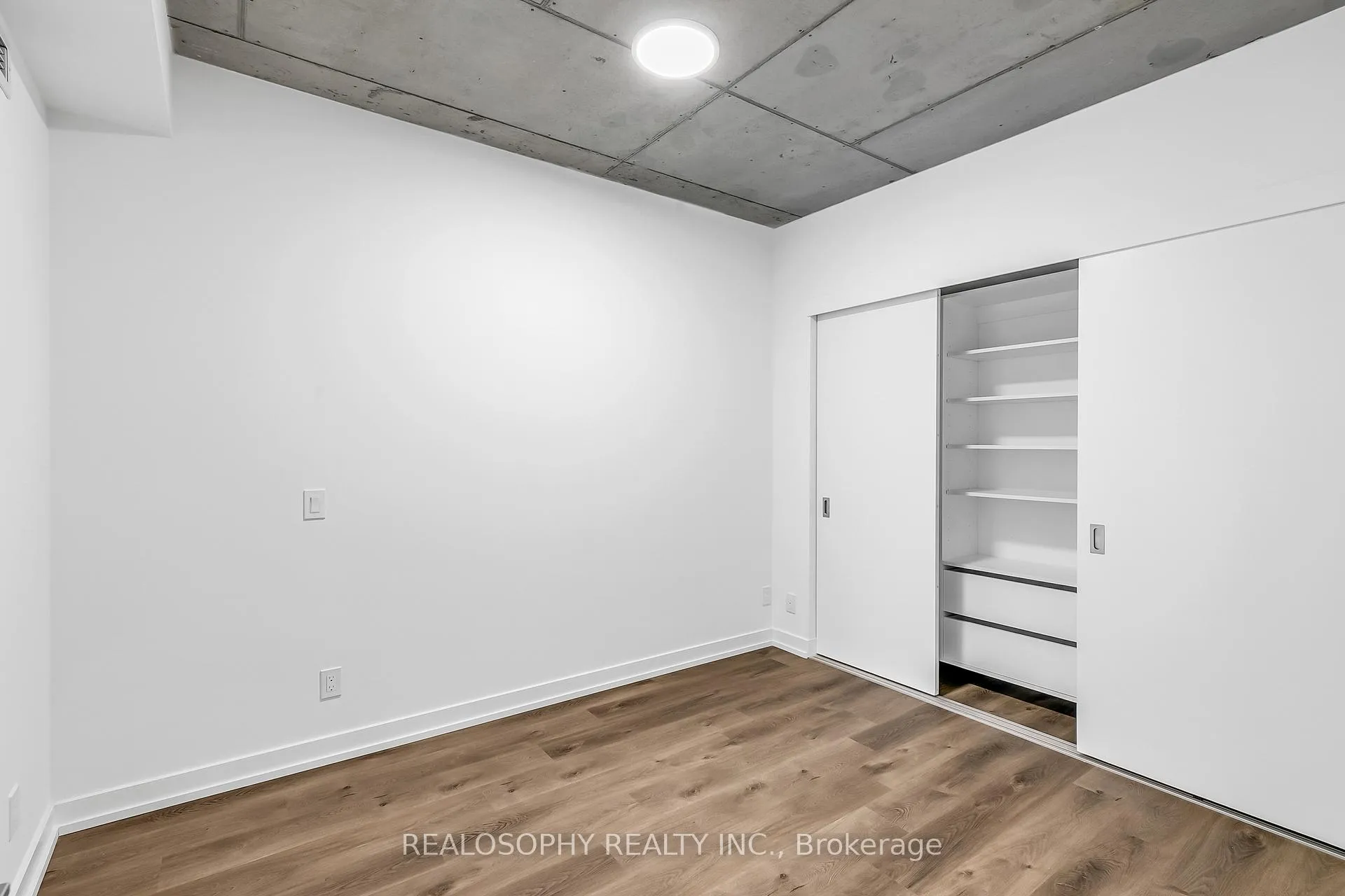 Photo 7 of Unit 405, 115 Larchmount Avenue, Toronto, South Riverdale — HOMEH