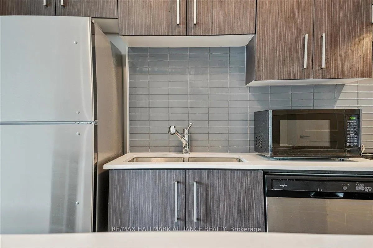 Photo 9 of Unit 509, 15 Queen Street, Hamilton, Central — HOMEH