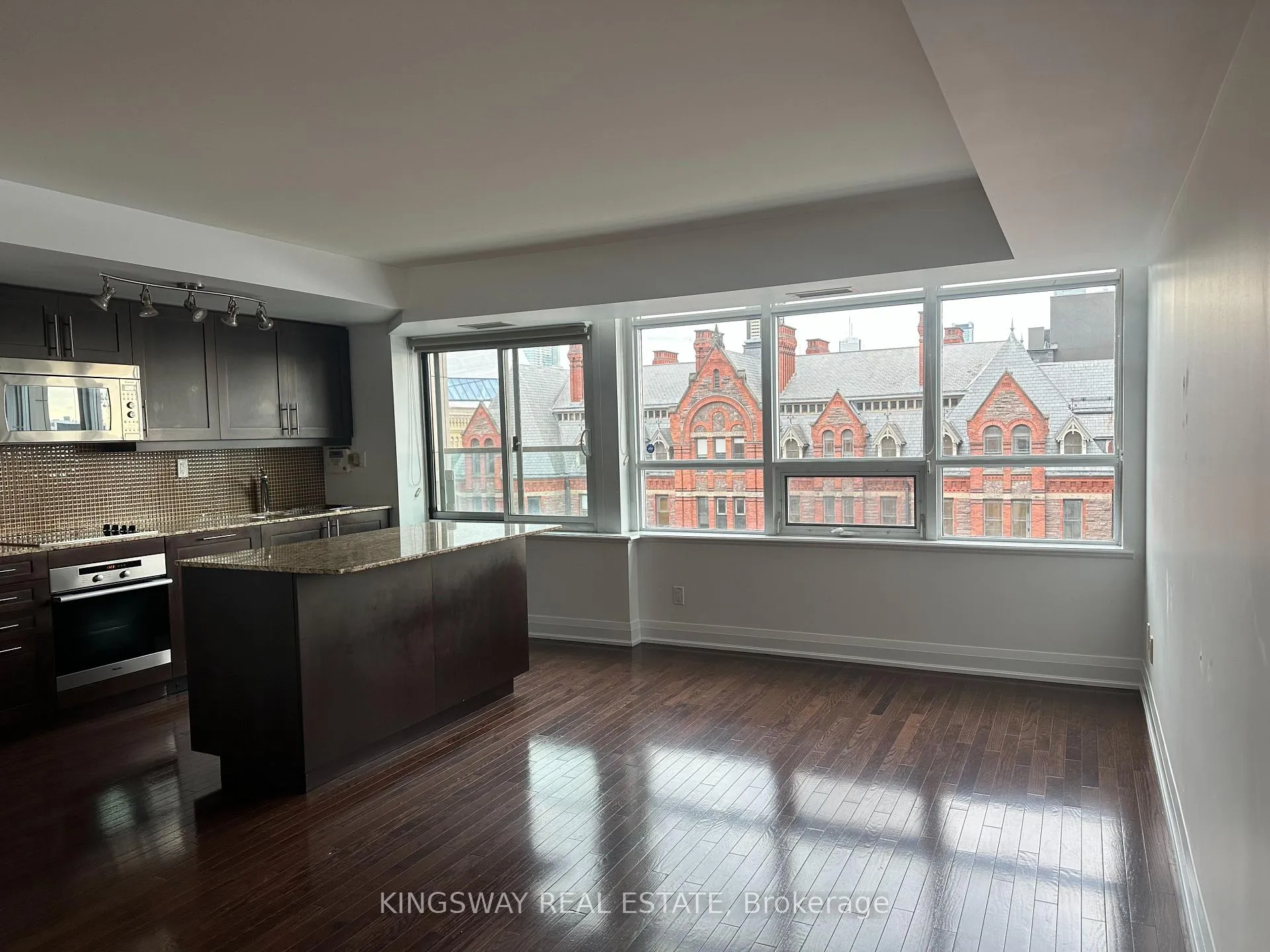 Photo 2 of Unit 504, 1 Bedford Road, Toronto, The Annex — HOMEH
