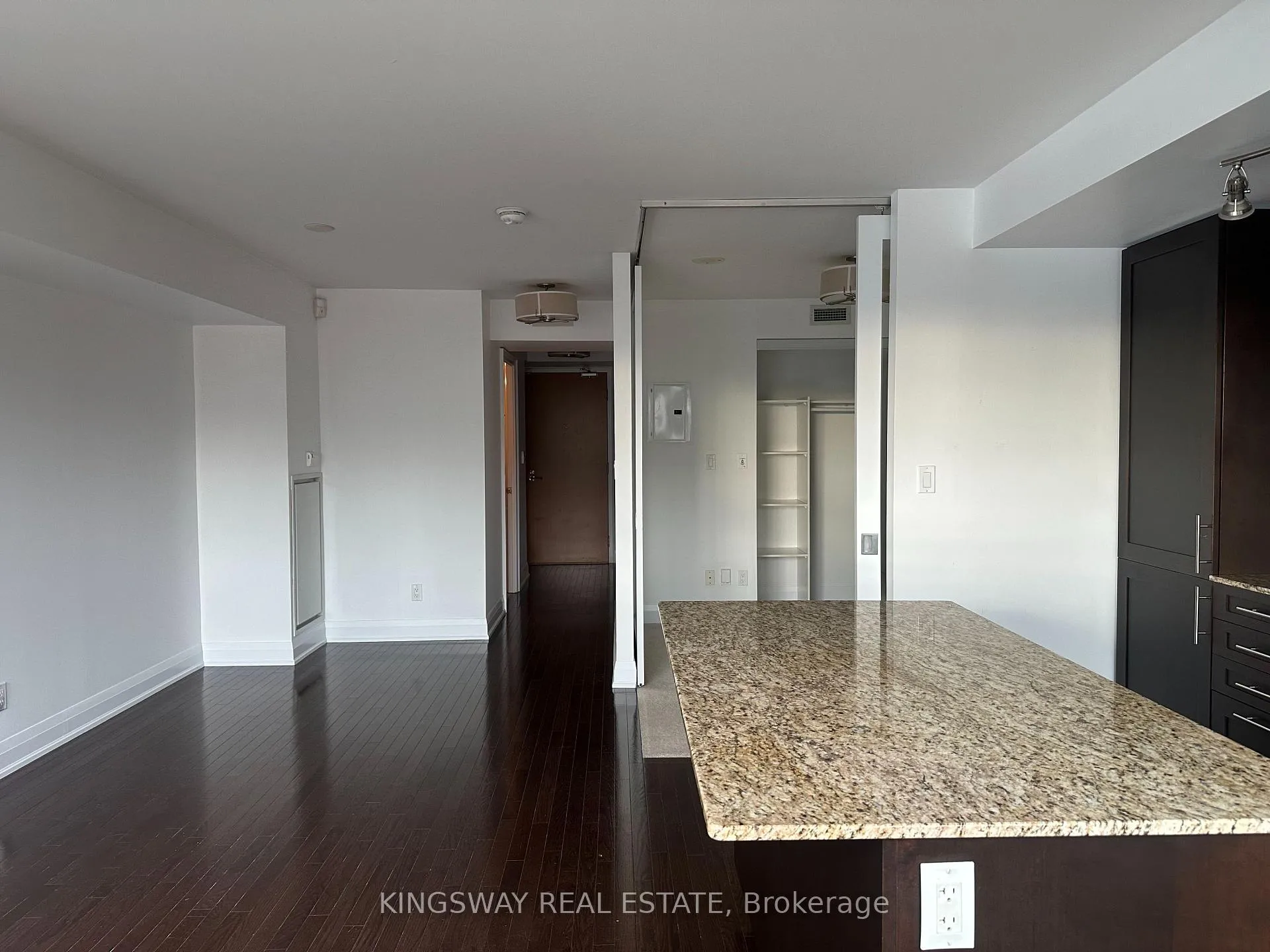 Photo 10 of Unit 504, 1 Bedford Road, Toronto, The Annex — HOMEH