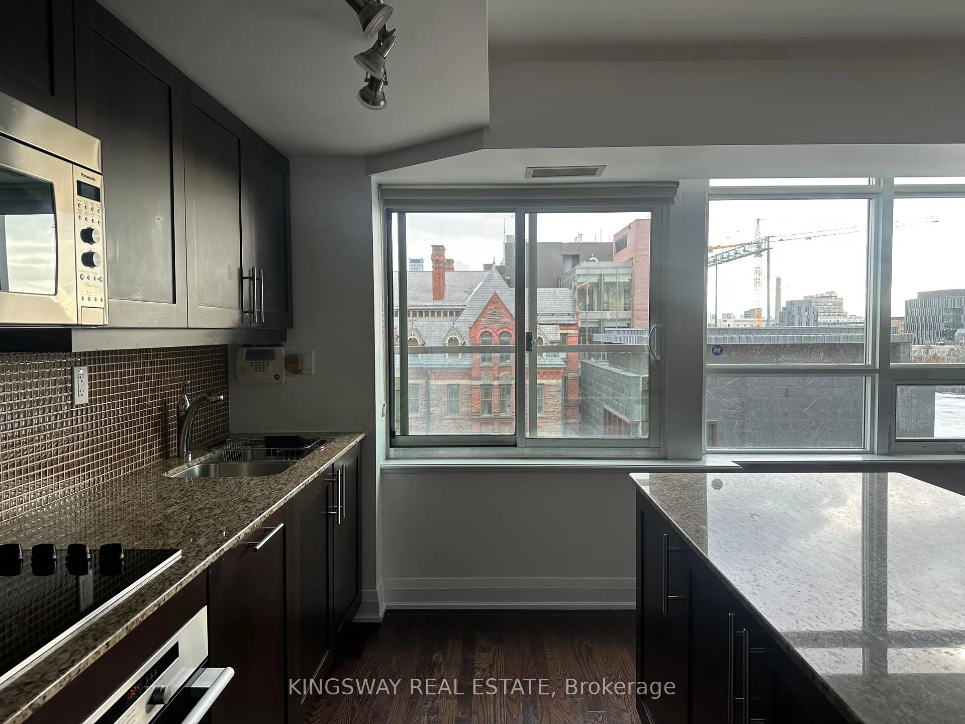 Photo 11 of Unit 504, 1 Bedford Road, Toronto, The Annex — HOMEH