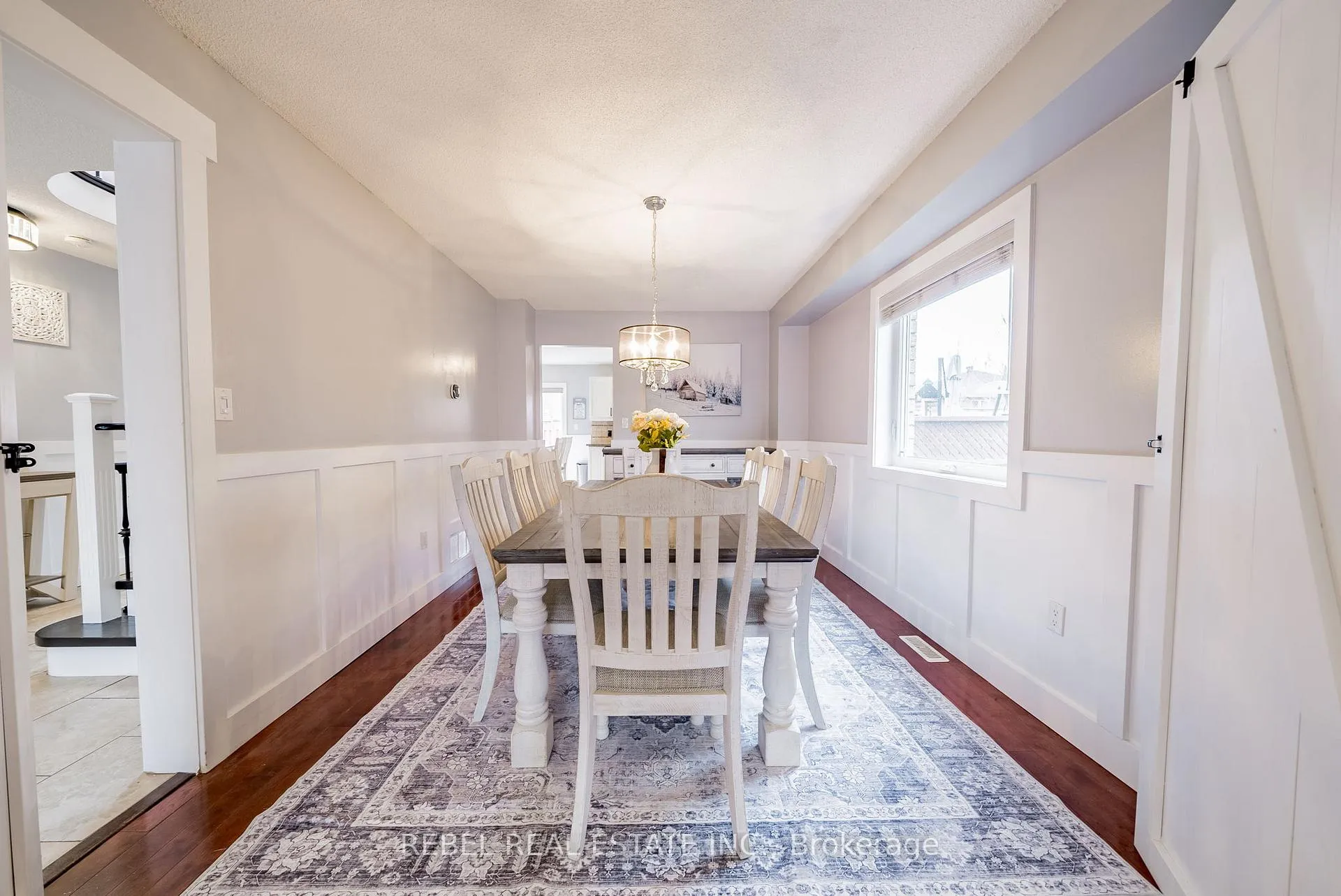 Photo 8 of 33 Farmstead Crescent, Barrie, Holly — HOMEH