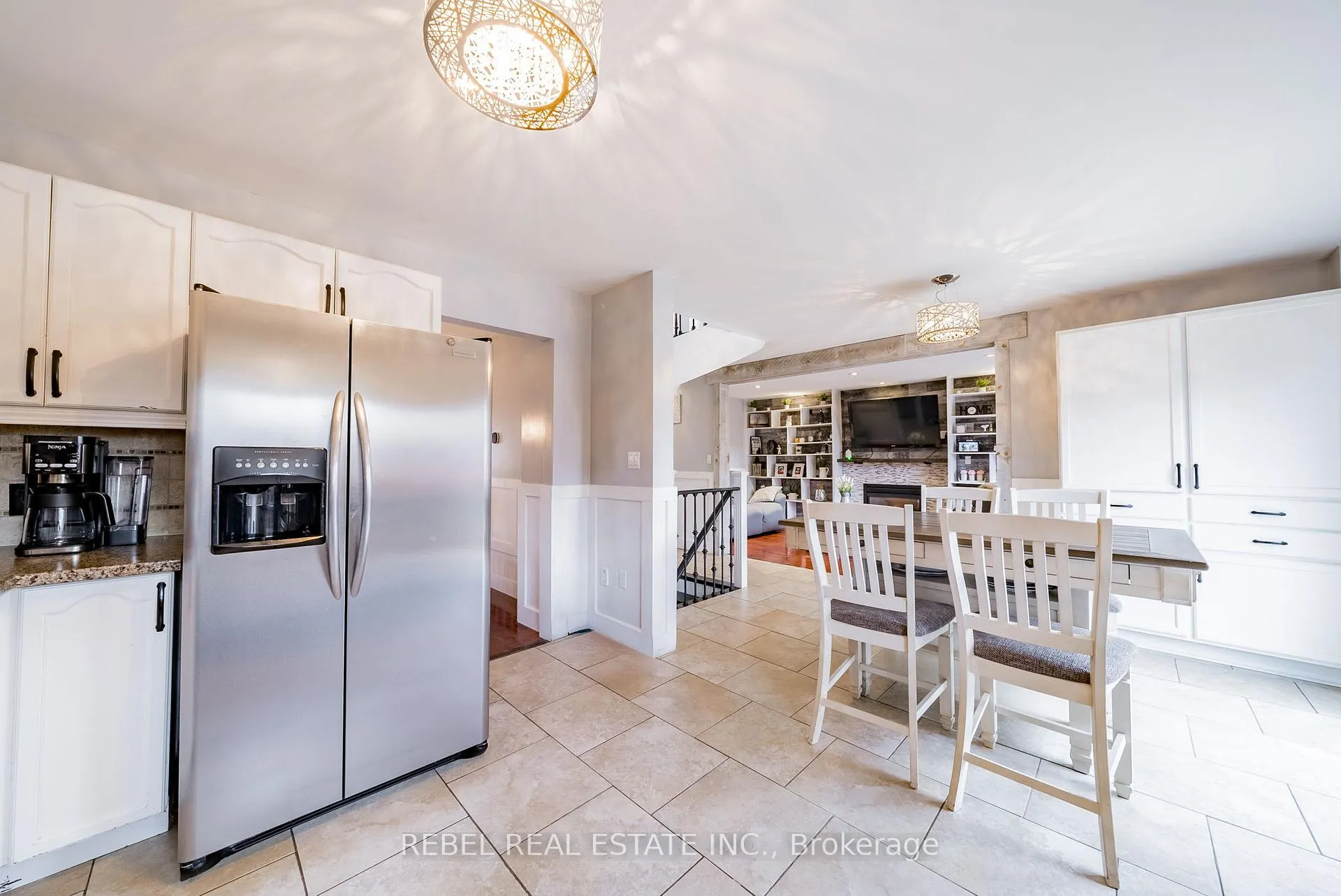 Photo 13 of 33 Farmstead Crescent, Barrie, Holly — HOMEH
