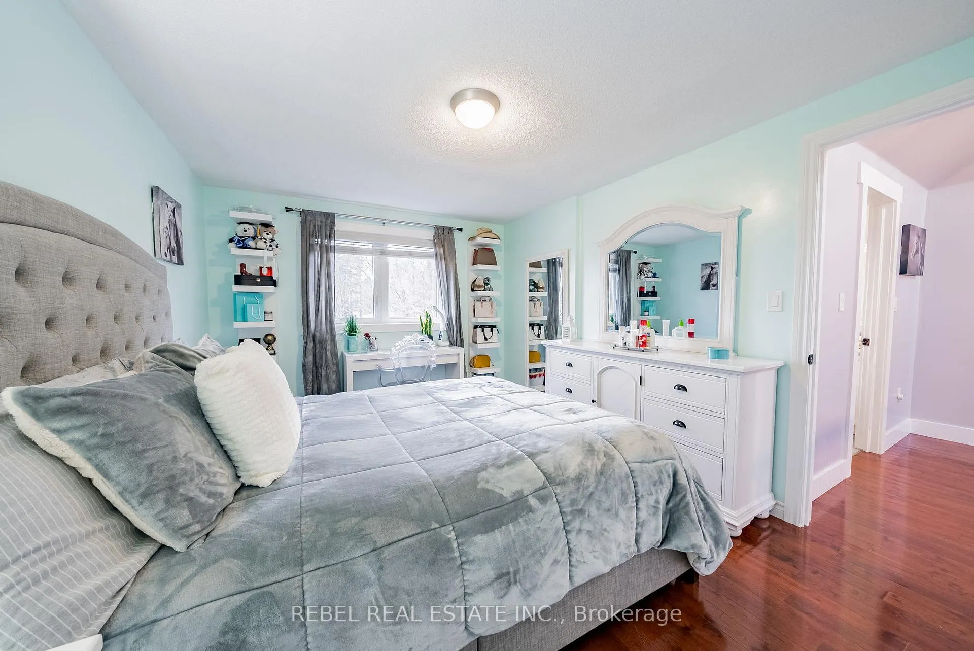 Photo 31 of 33 Farmstead Crescent, Barrie, Holly — HOMEH