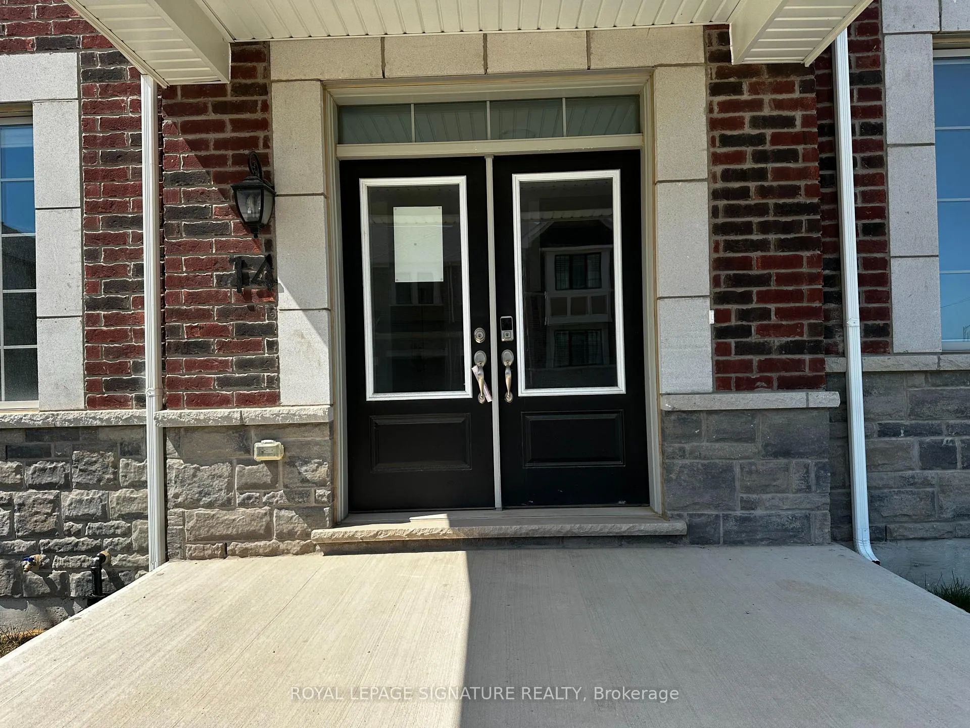 Front of Unit 14, 1259 Lily Crescent