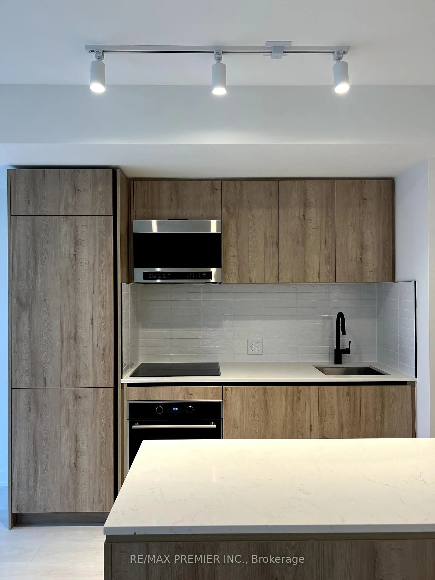 Photo 10 of Unit 314, 127 Broadway Avenue, Toronto, Mount Pleasant West — HOMEH
