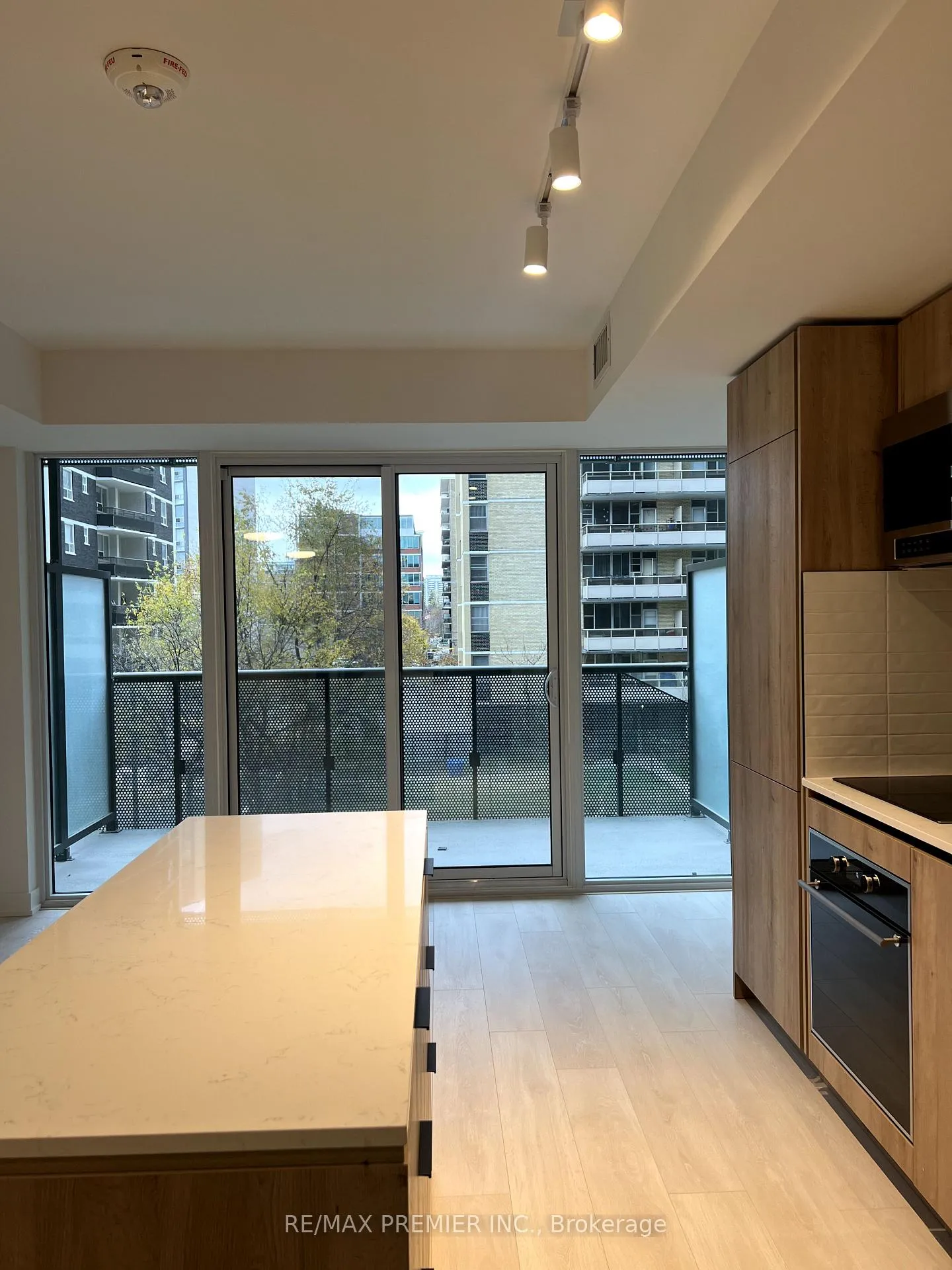 Photo 11 of Unit 314, 127 Broadway Avenue, Toronto, Mount Pleasant West — HOMEH
