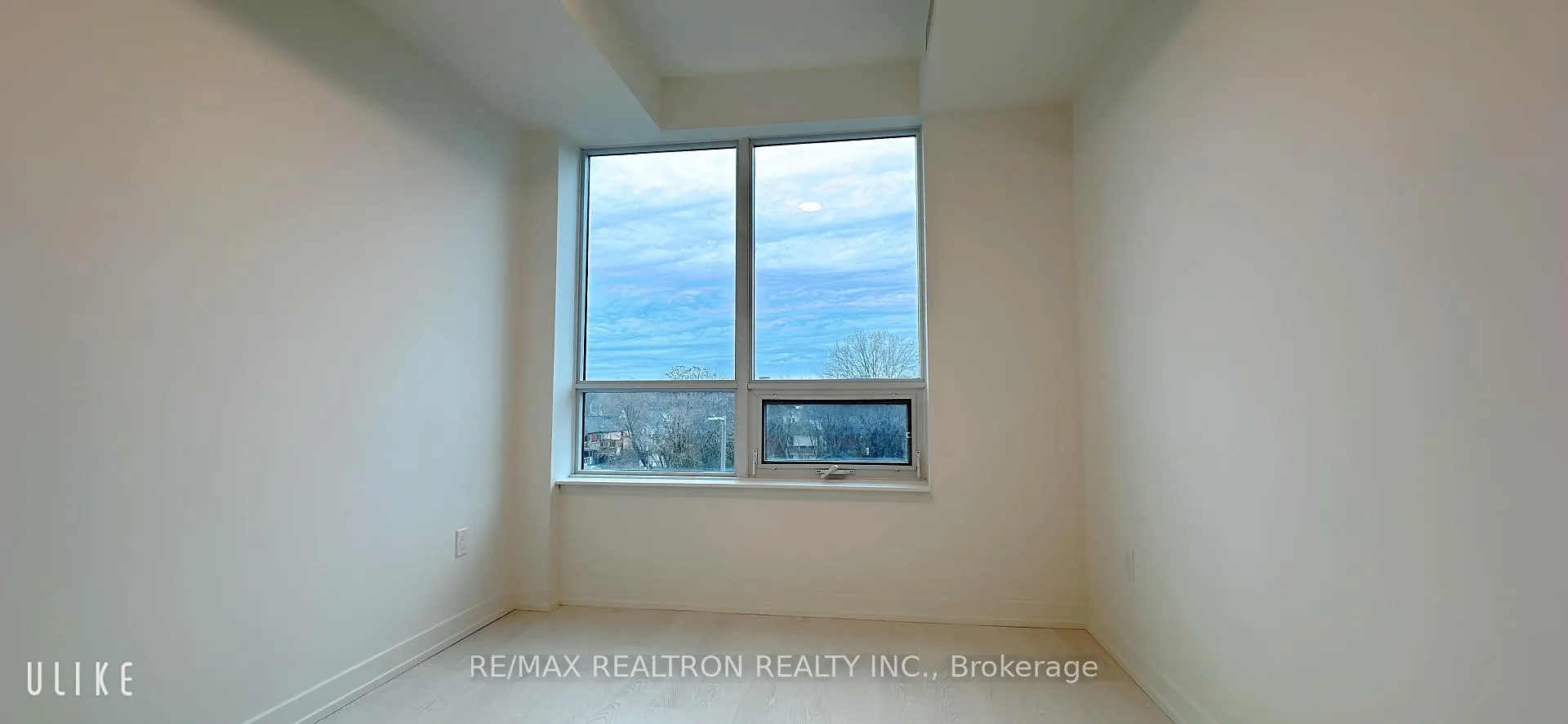 Photo 5 of Unit 410, 415 Main Street W, Hamilton, Kirkendall — HOMEH