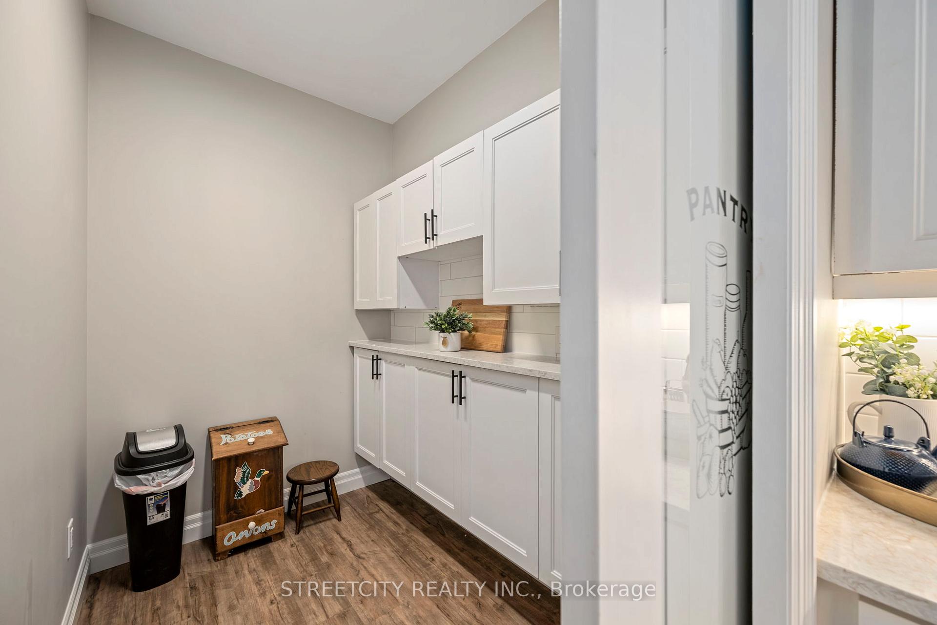 Photo 17 of 43297 Roberts Line, Central Elgin, Rural Central Elgin — HOMEH