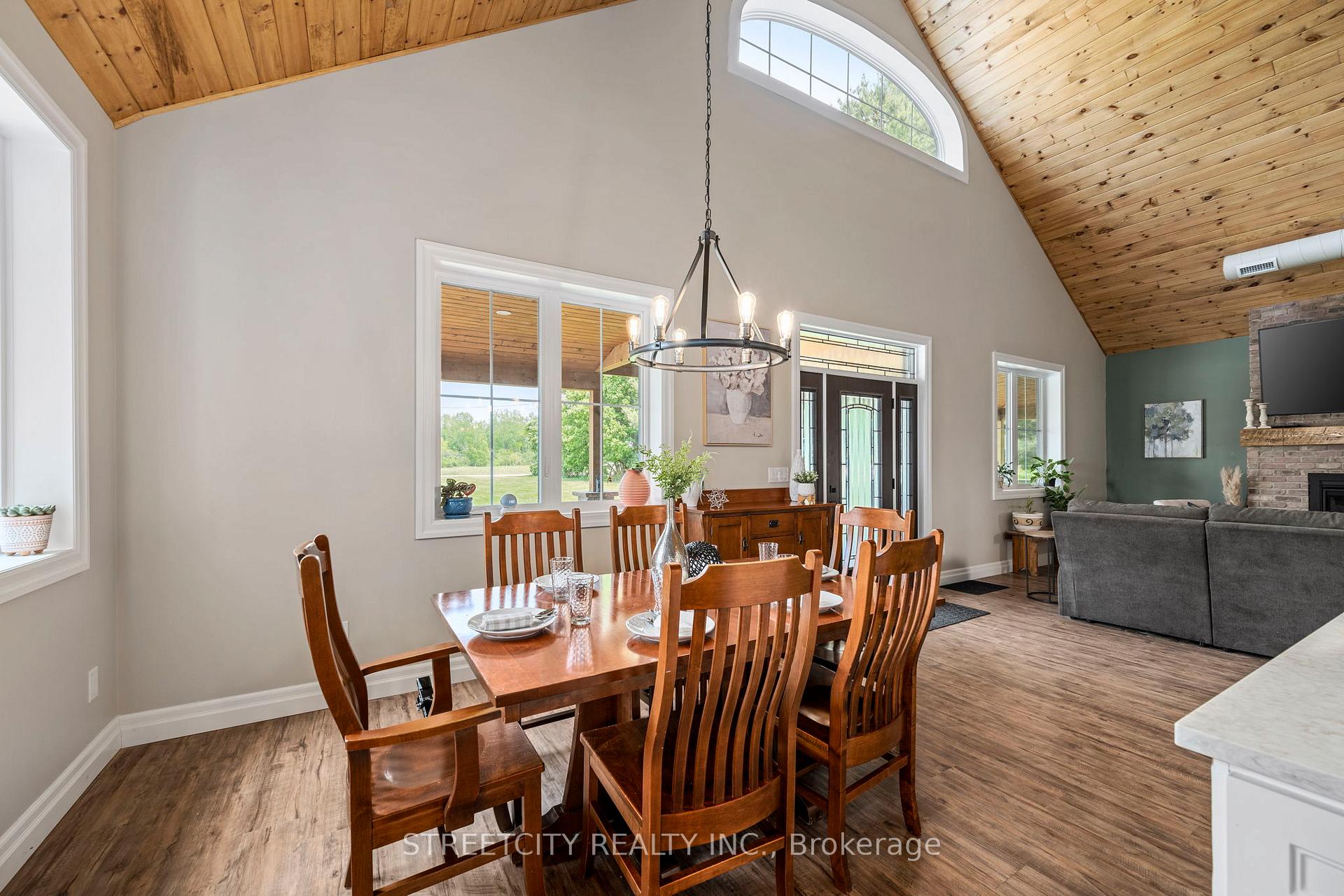 Photo 18 of 43297 Roberts Line, Central Elgin, Rural Central Elgin — HOMEH