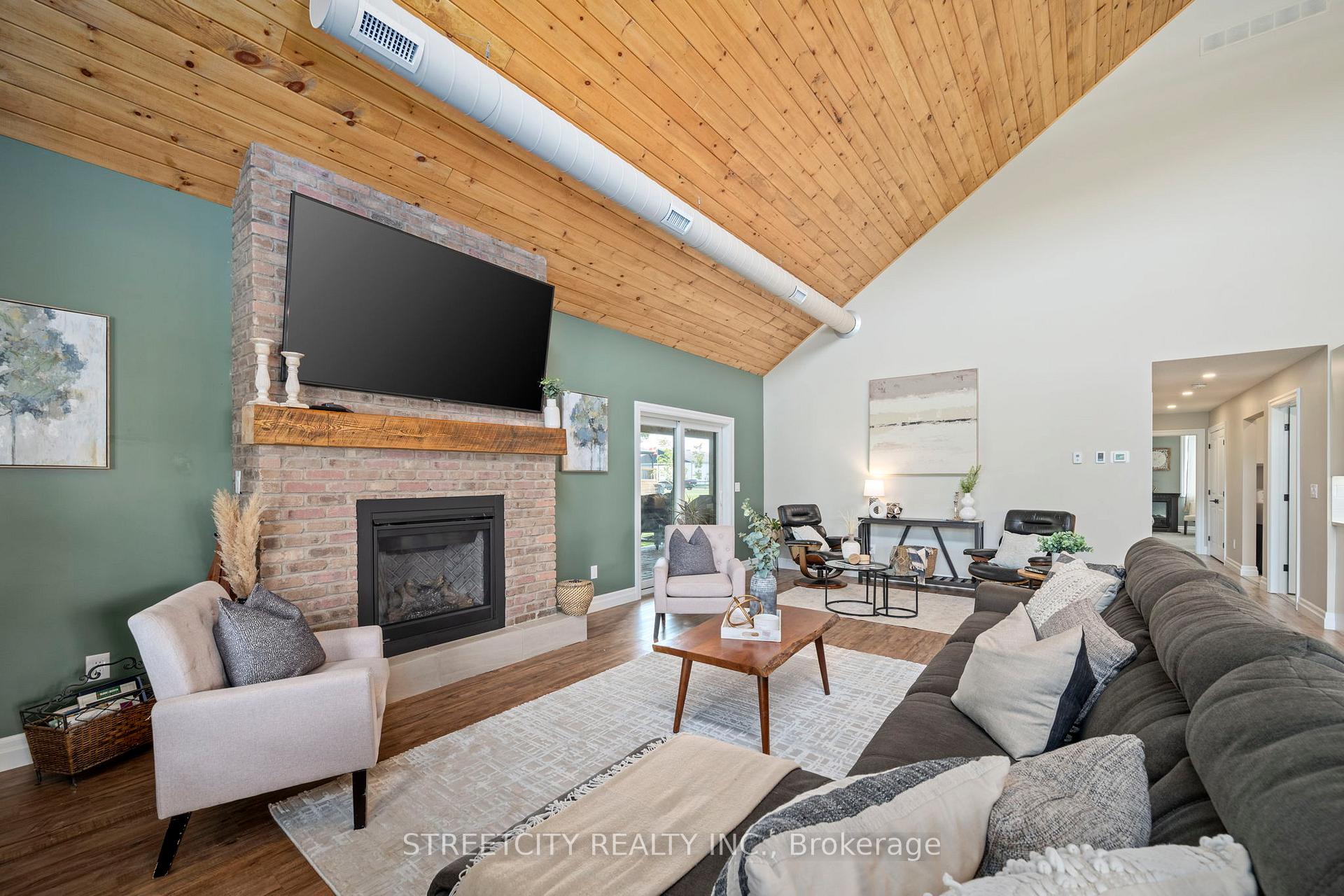 Photo 19 of 43297 Roberts Line, Central Elgin, Rural Central Elgin — HOMEH
