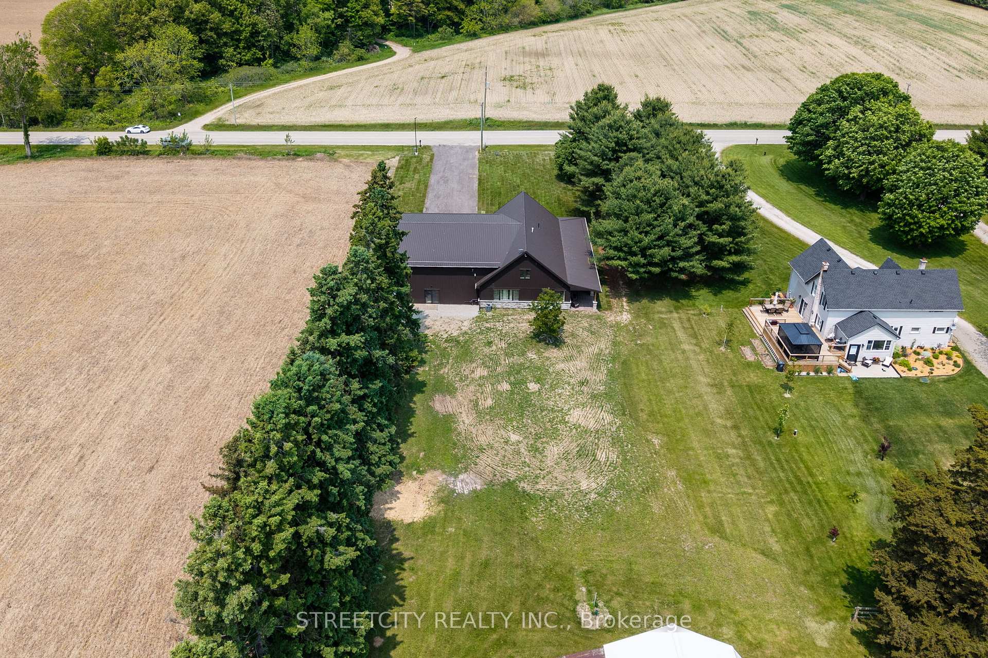 Photo 45 of 43297 Roberts Line, Central Elgin, Rural Central Elgin — HOMEH