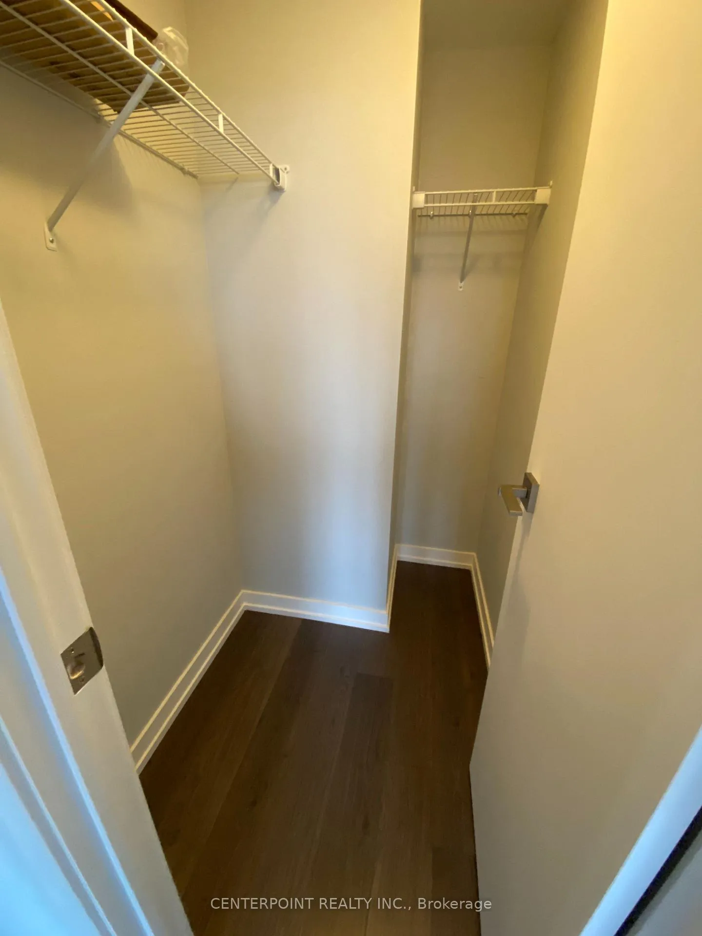 Photo 6 of Unit 1505, 89 Dunfield Avenue, Toronto, Mount Pleasant West — HOMEH