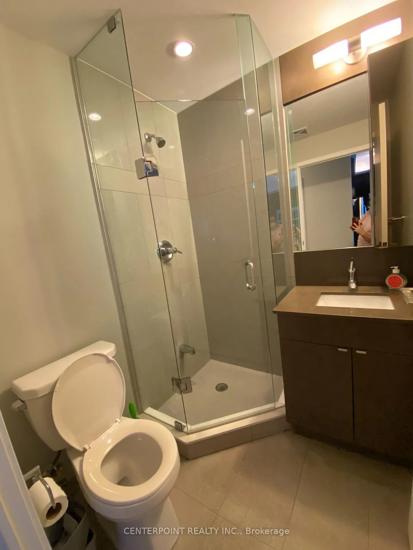 Photo 9 of Unit 1505, 89 Dunfield Avenue, Toronto, Mount Pleasant West — HOMEH