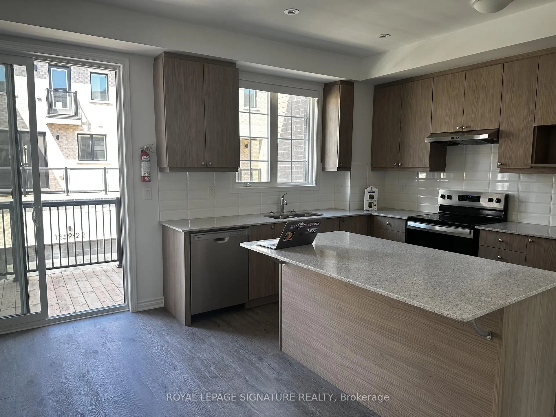 Photo 3 of Unit 9, 1259 Lily Crescent, Milton, Walker — HOMEH