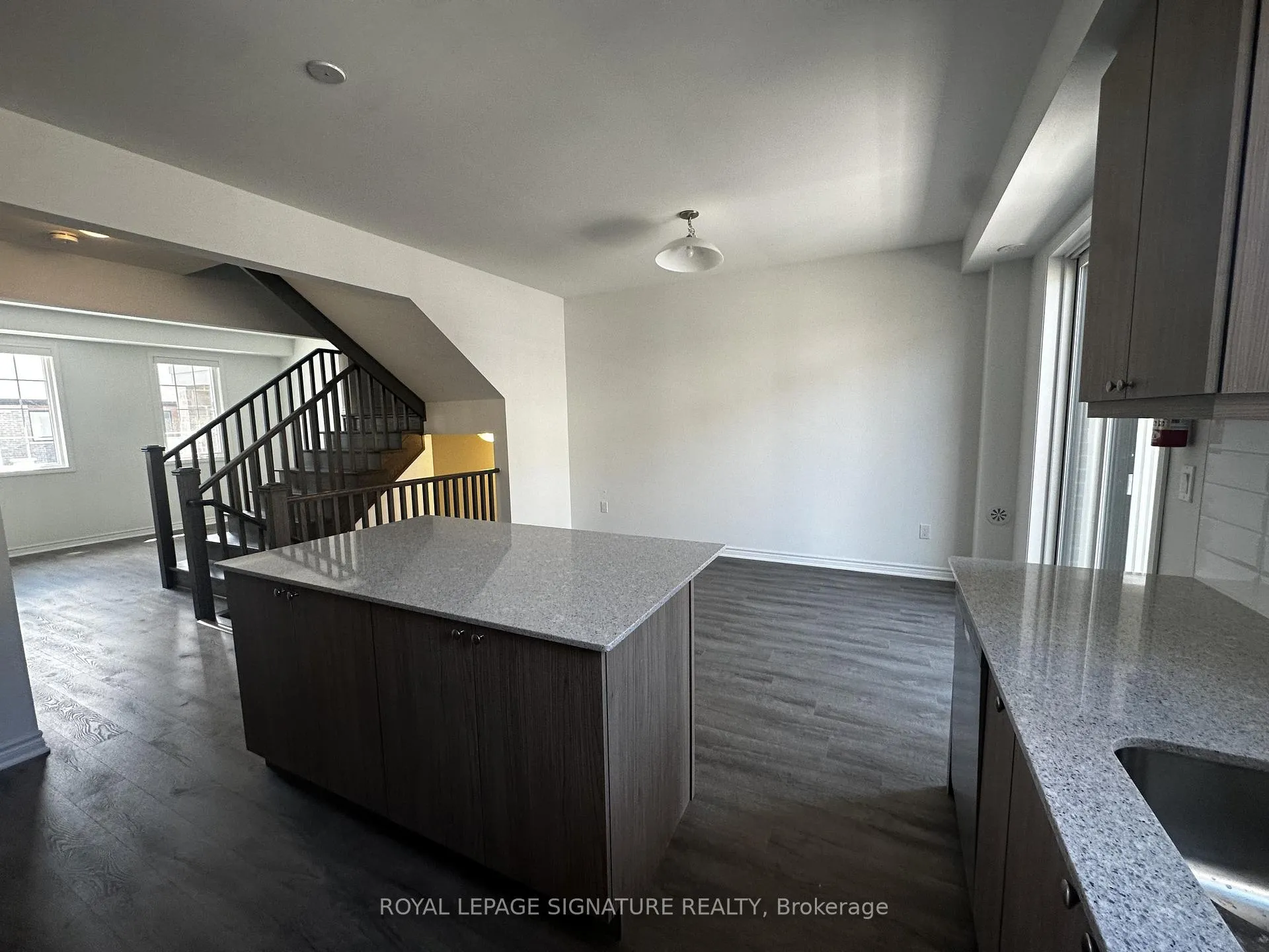 Photo 4 of Unit 9, 1259 Lily Crescent, Milton, Walker — HOMEH
