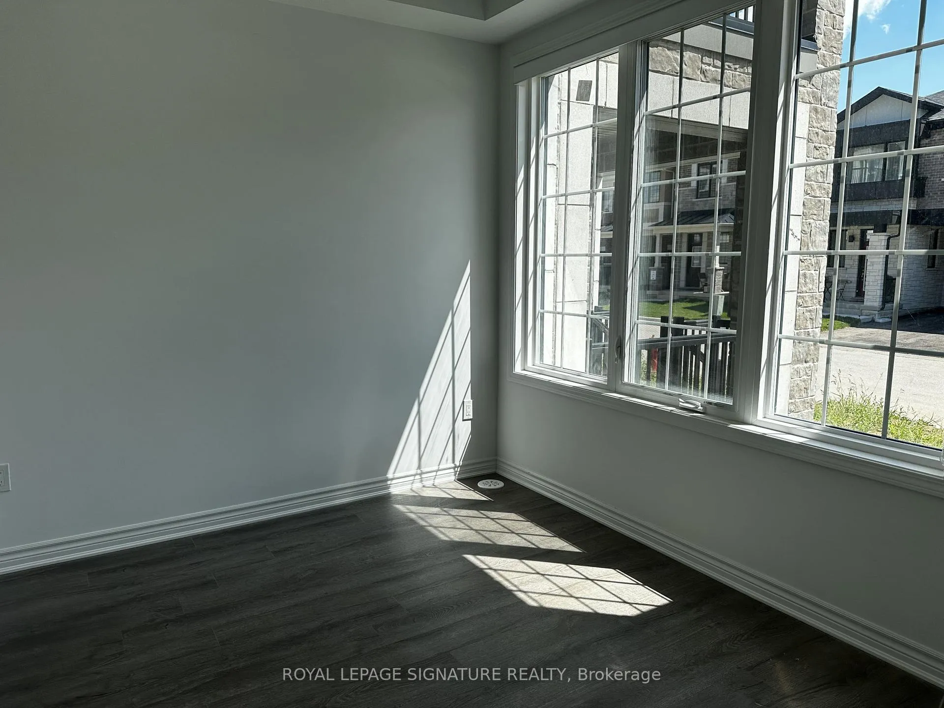 Photo 9 of Unit 9, 1259 Lily Crescent, Milton, Walker — HOMEH