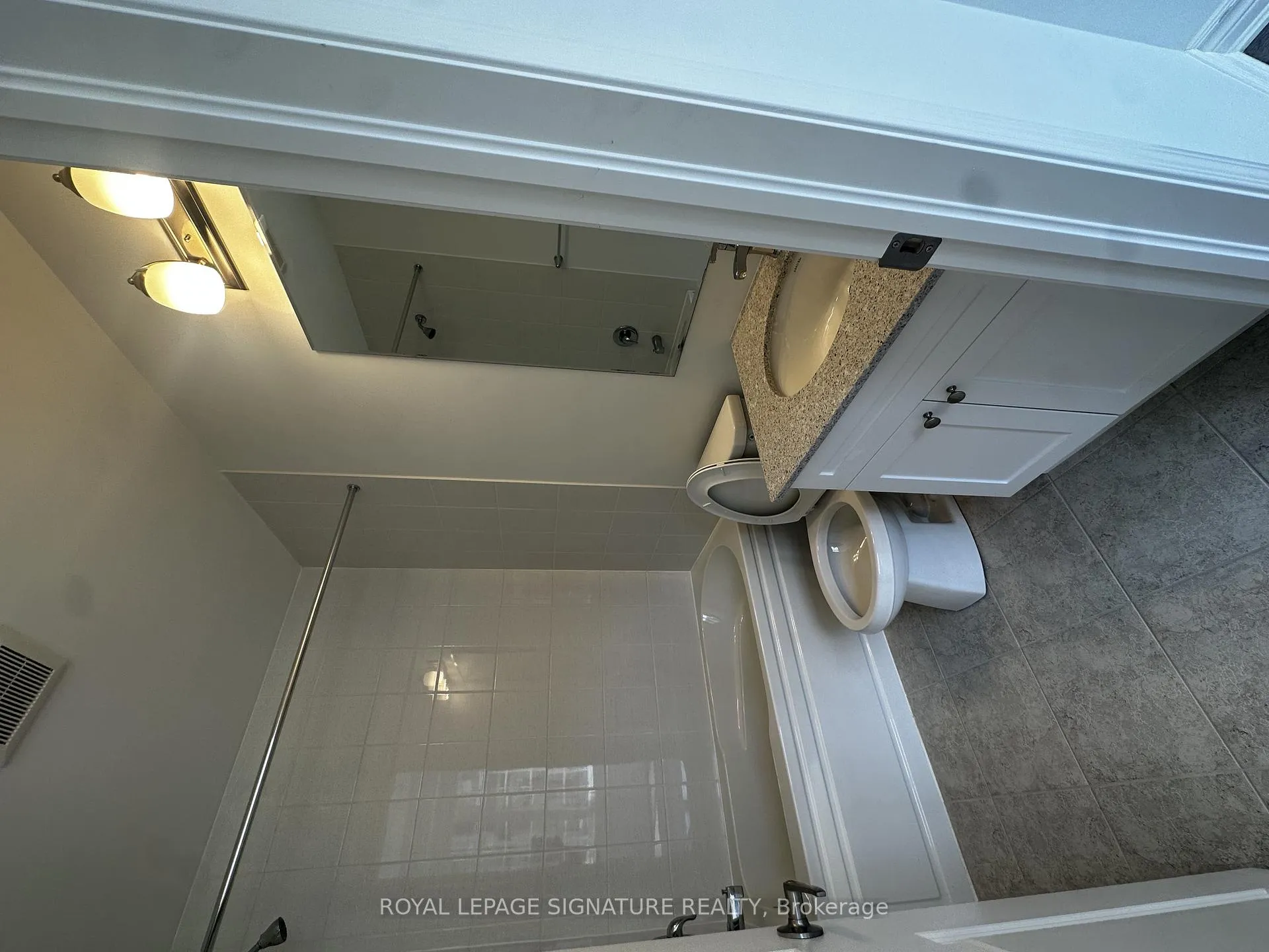 Photo 10 of Unit 9, 1259 Lily Crescent, Milton, Walker — HOMEH