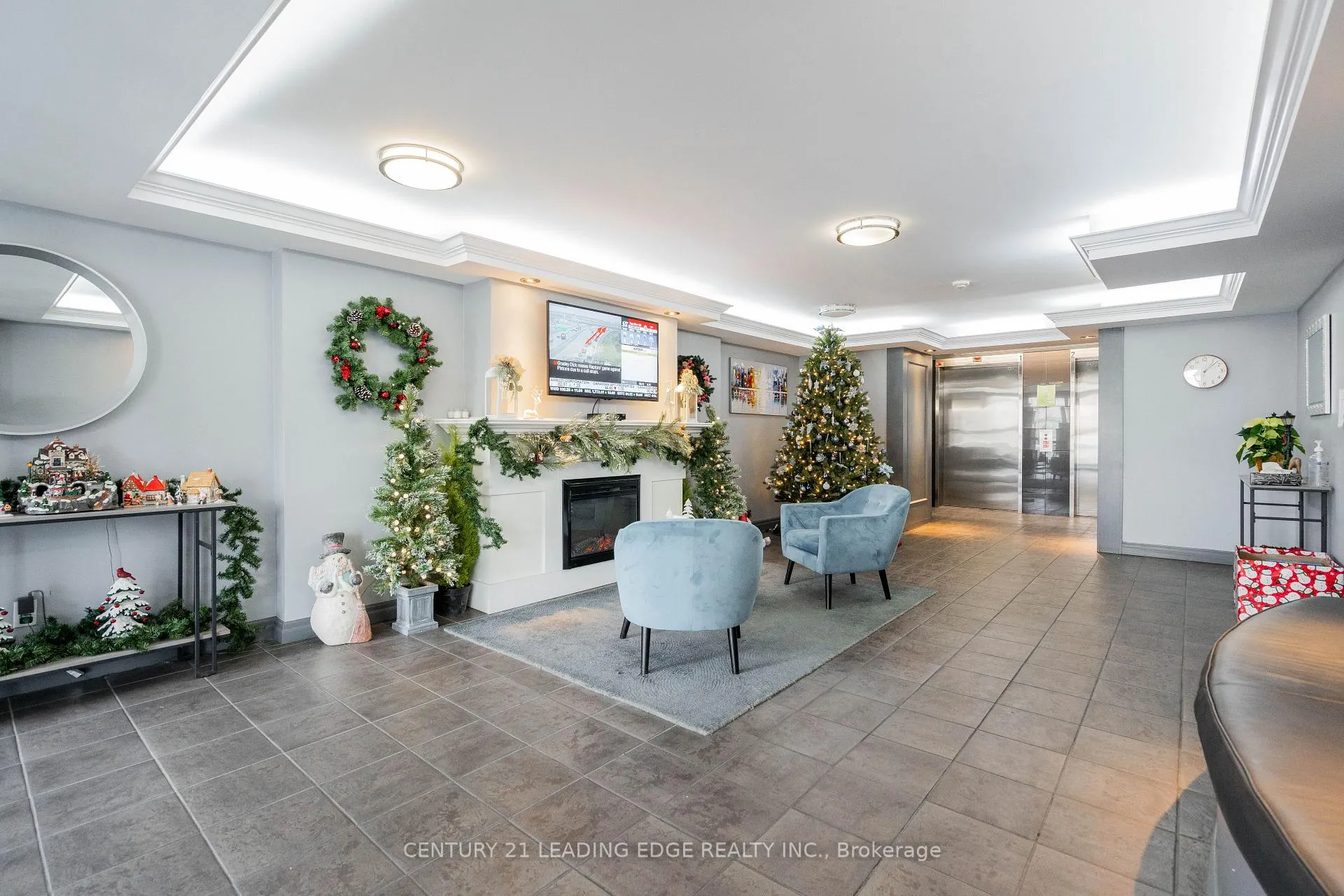 Photo 6 of Unit 909, 1625 Pickering Parkway, Pickering, Village East — HOMEH