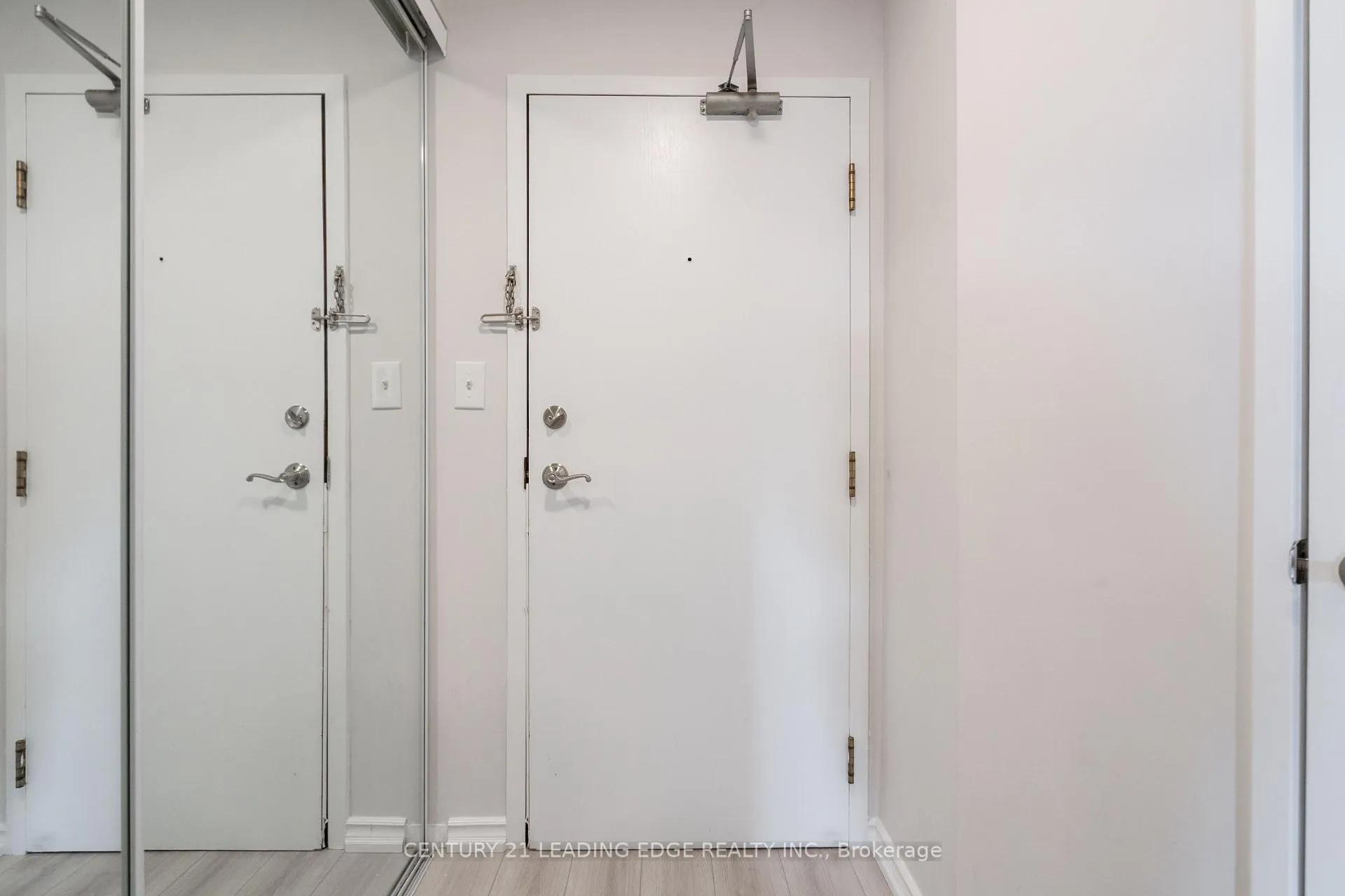 Photo 11 of Unit 909, 1625 Pickering Parkway, Pickering, Village East — HOMEH