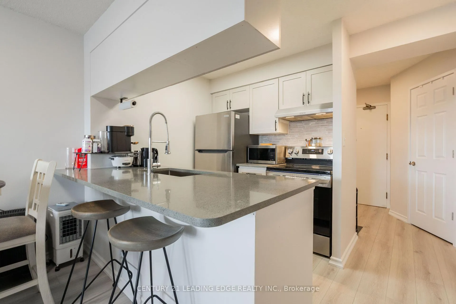 Photo 16 of Unit 909, 1625 Pickering Parkway, Pickering, Village East — HOMEH