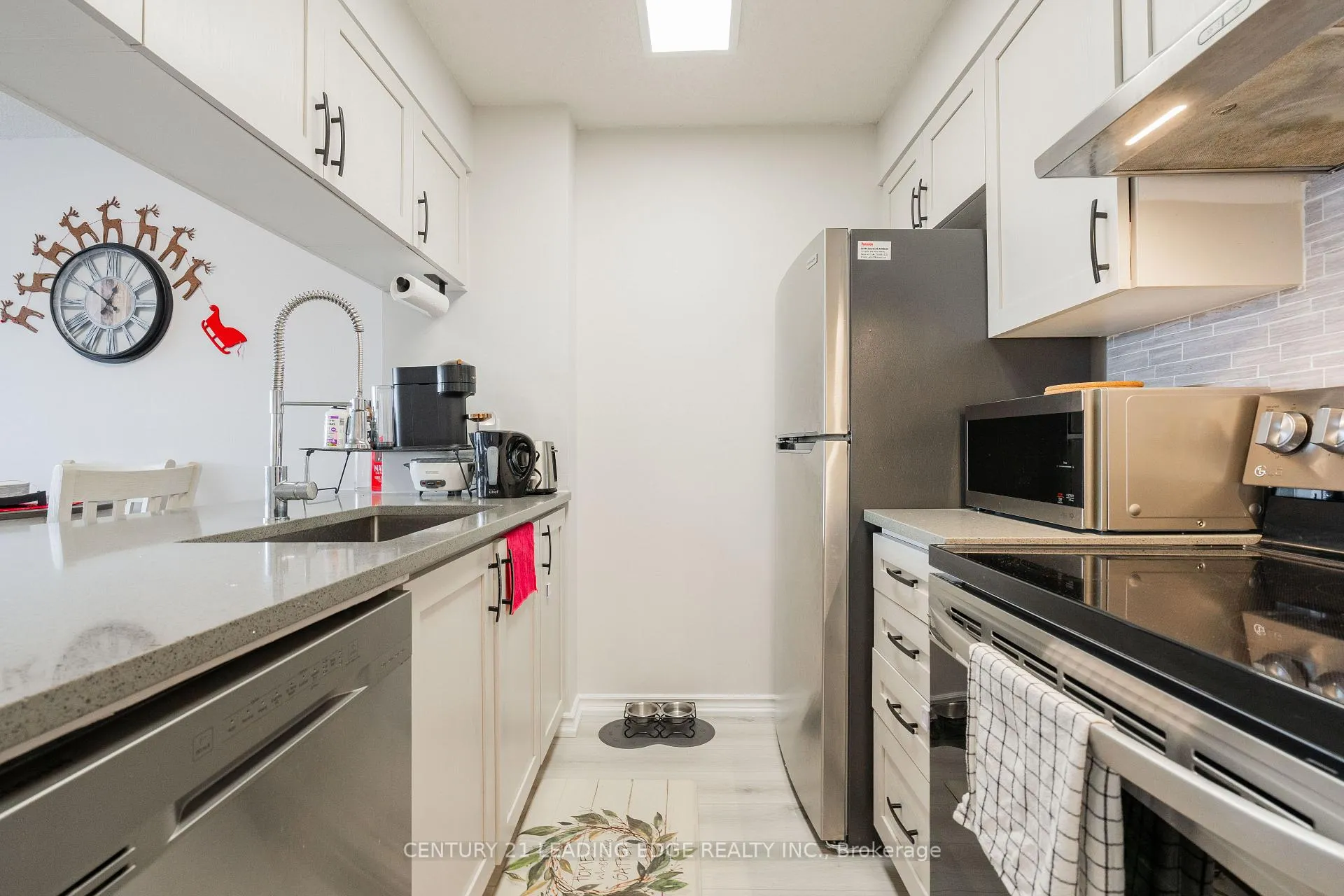 Photo 17 of Unit 909, 1625 Pickering Parkway, Pickering, Village East — HOMEH