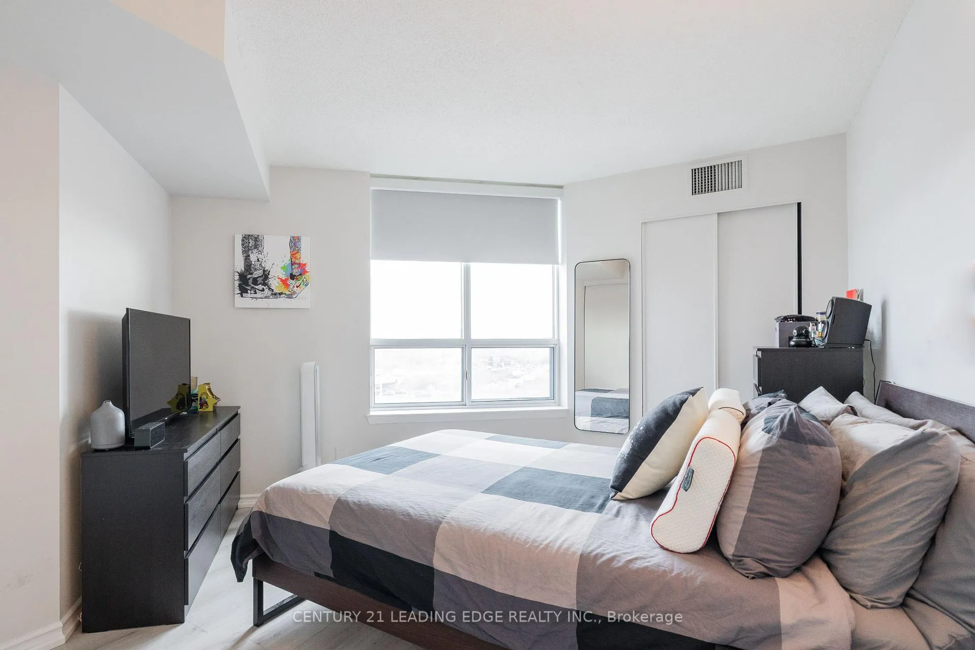 Photo 19 of Unit 909, 1625 Pickering Parkway, Pickering, Village East — HOMEH