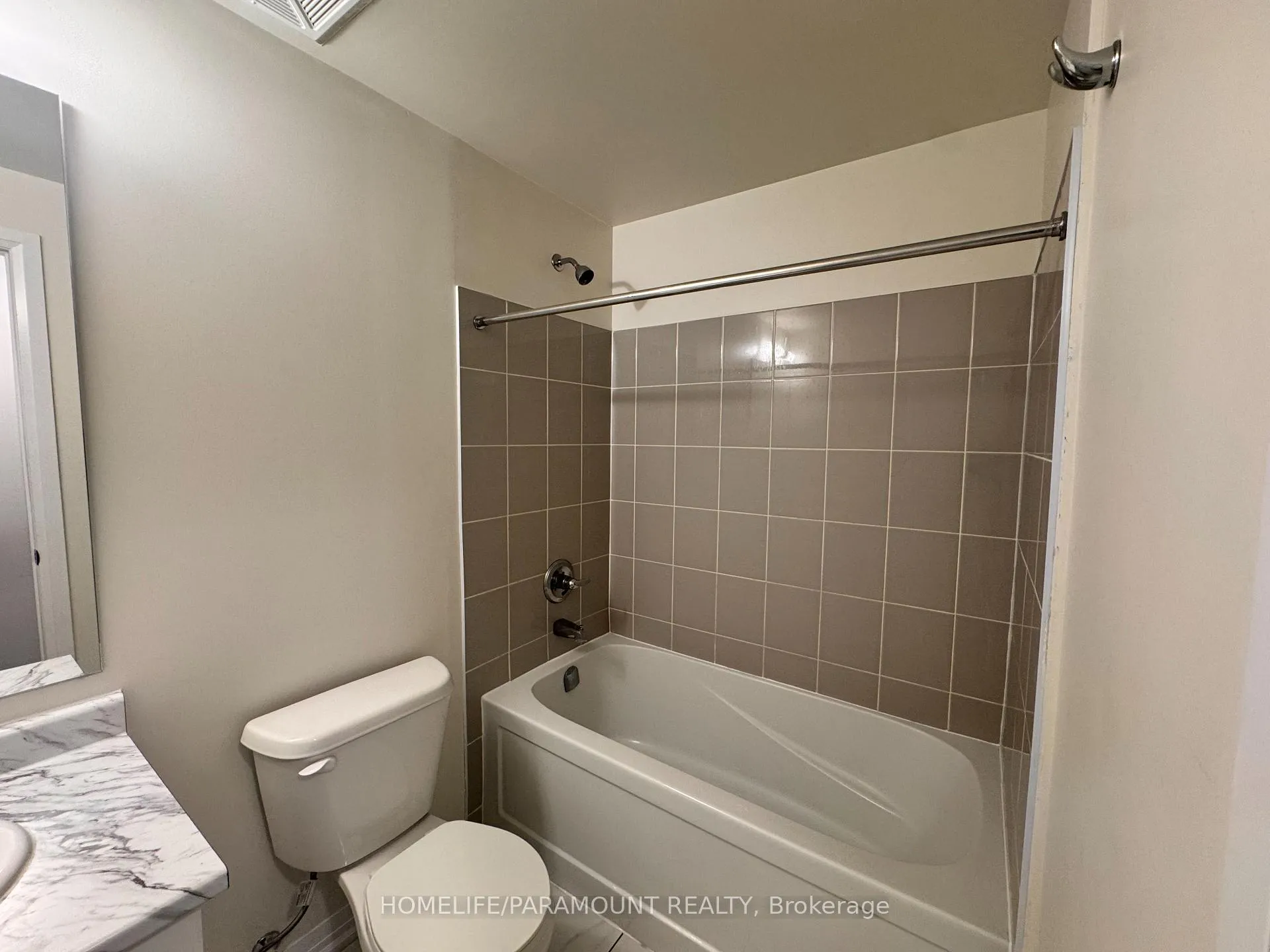 Photo 11 of Unit 822, 2635 William Jackson Drive W, Pickering, Duffin Heights — HOMEH