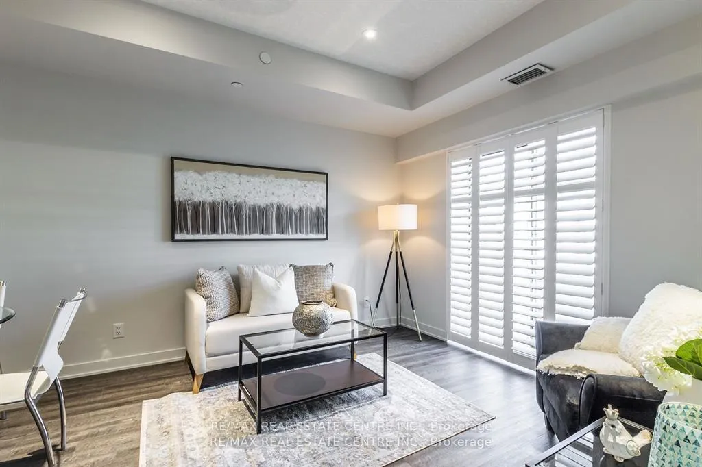 Photo 14 of Unit 213, 16 Markle Crescent, Hamilton, Ancaster — HOMEH