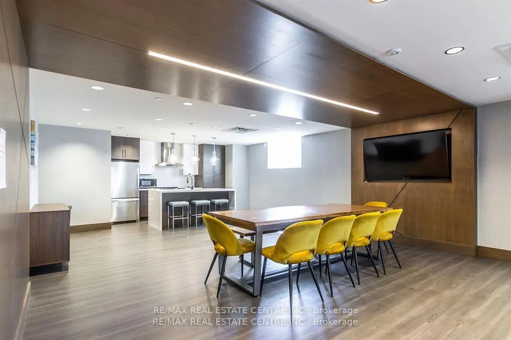 Photo 22 of Unit 213, 16 Markle Crescent, Hamilton, Ancaster — HOMEH